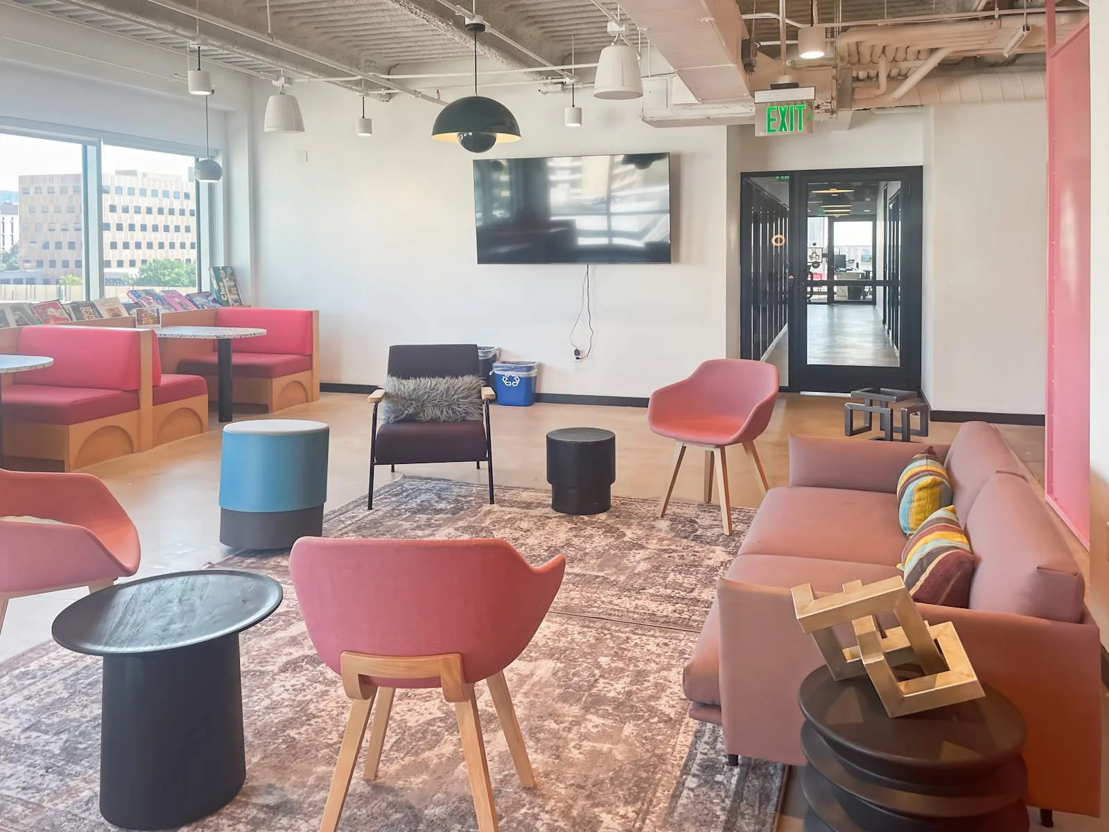 Spaces TX, Austin- Westview, Lounge, Austin, TX