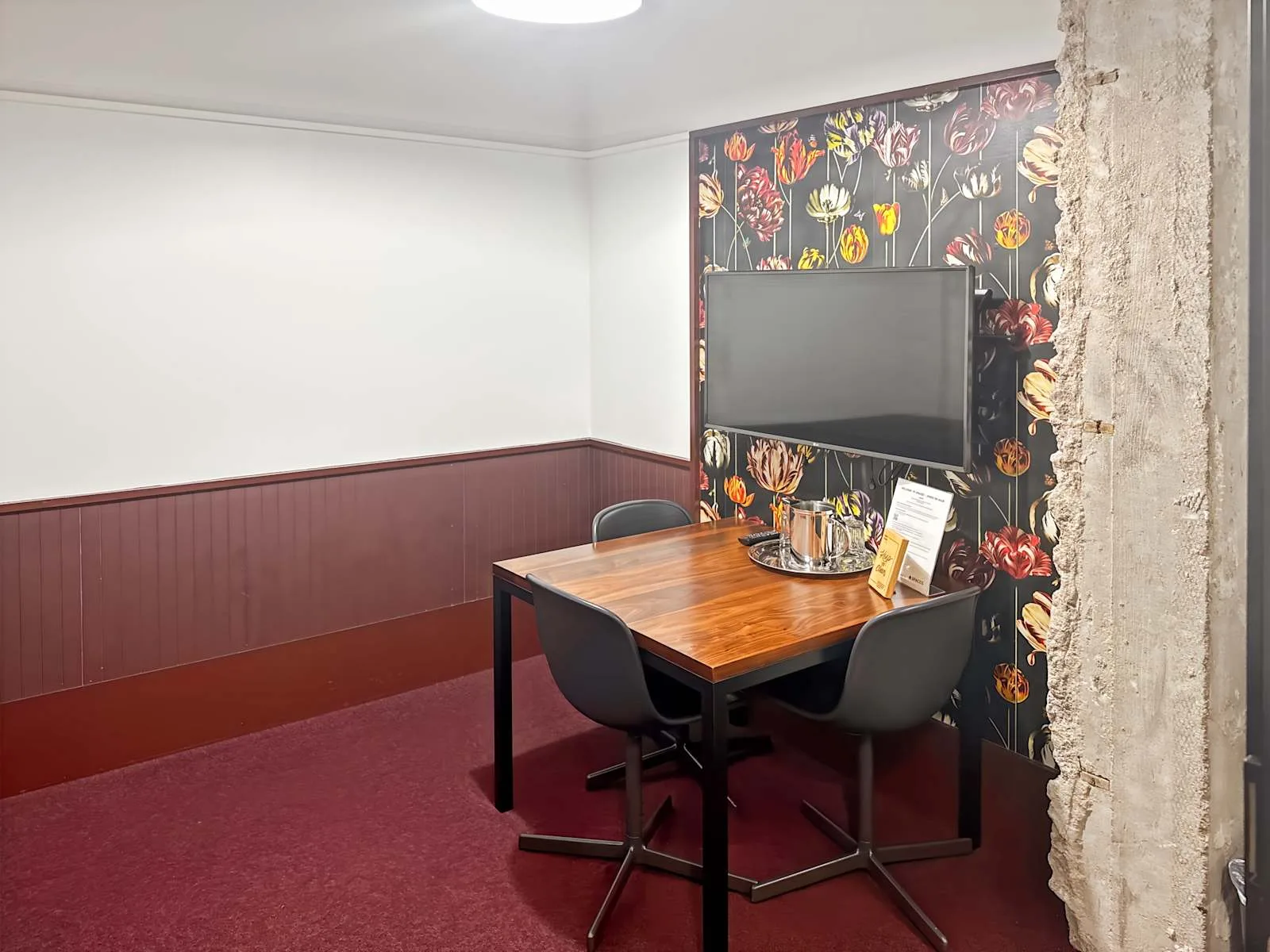 Spaces TX, Houston - 708 Main Street, Meeting room for 4 people, Houston, TX