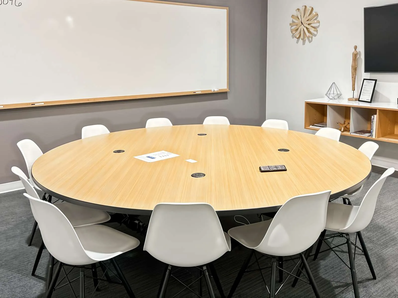 Spaces TX, Plano - Spaces Legacy Central, Meeting room for 12 people, Allen, TX