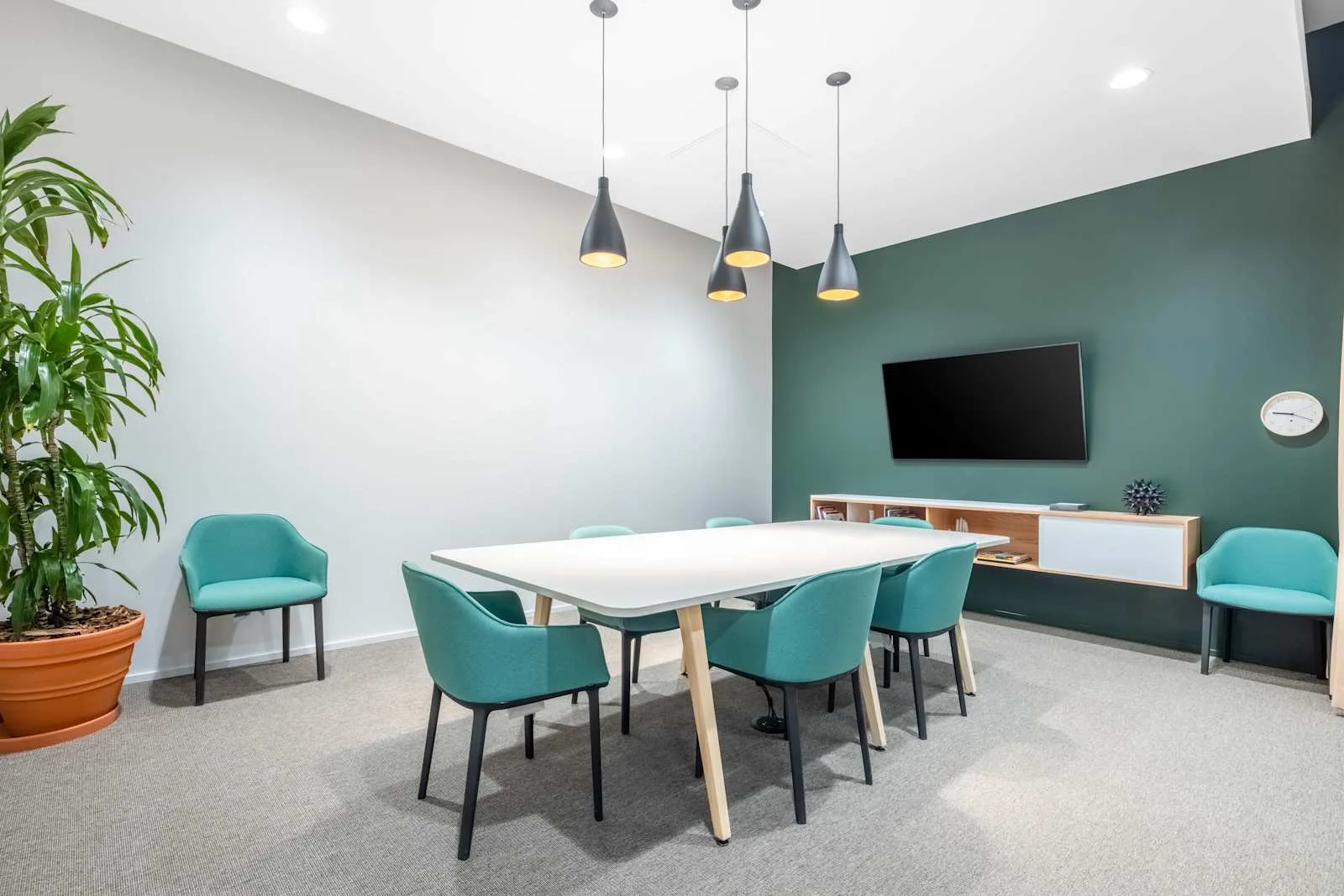 Spaces UT, Lehi - Spaces Triumph Boulevard, Meeting room for 6 people, Lehi, UT