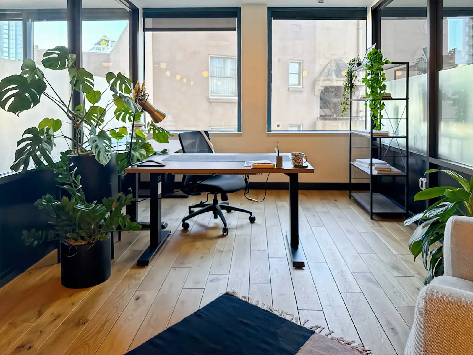 Spaces WA, Seattle - 1601 5th Avenue, Private office, 1 desk, Seattle, WA