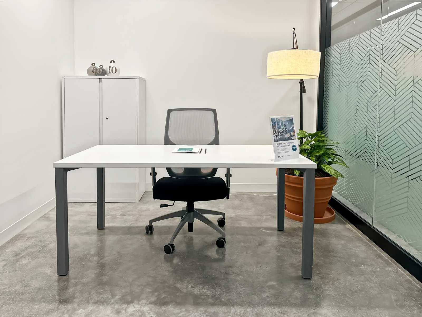 Spaces WA, Seattle – Spaces Stadium, Private office, 1 desk, Seattle, WA