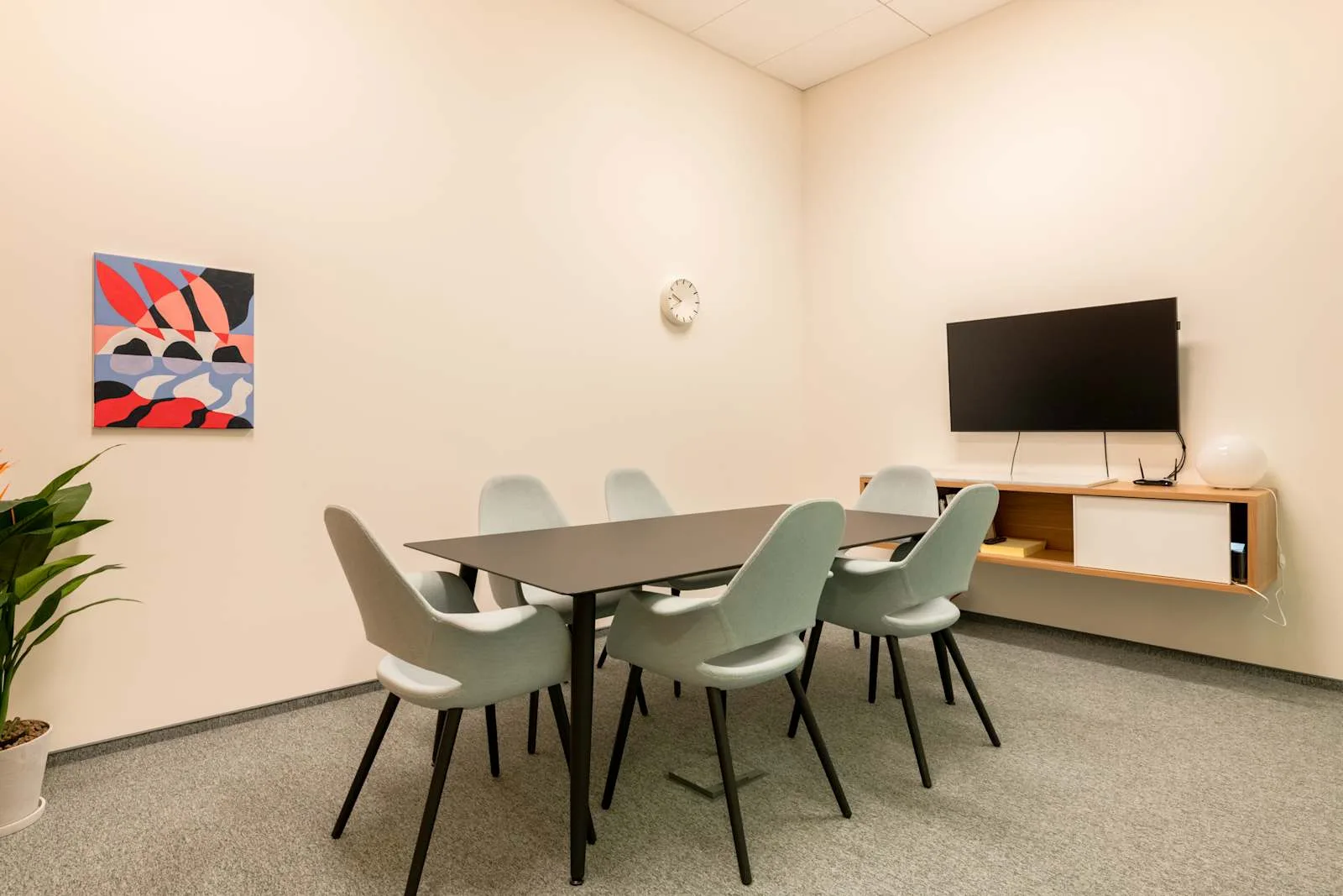 Spaces WARSAW, Spaces Marszałkowska, Meeting room for 6 people, Warsaw