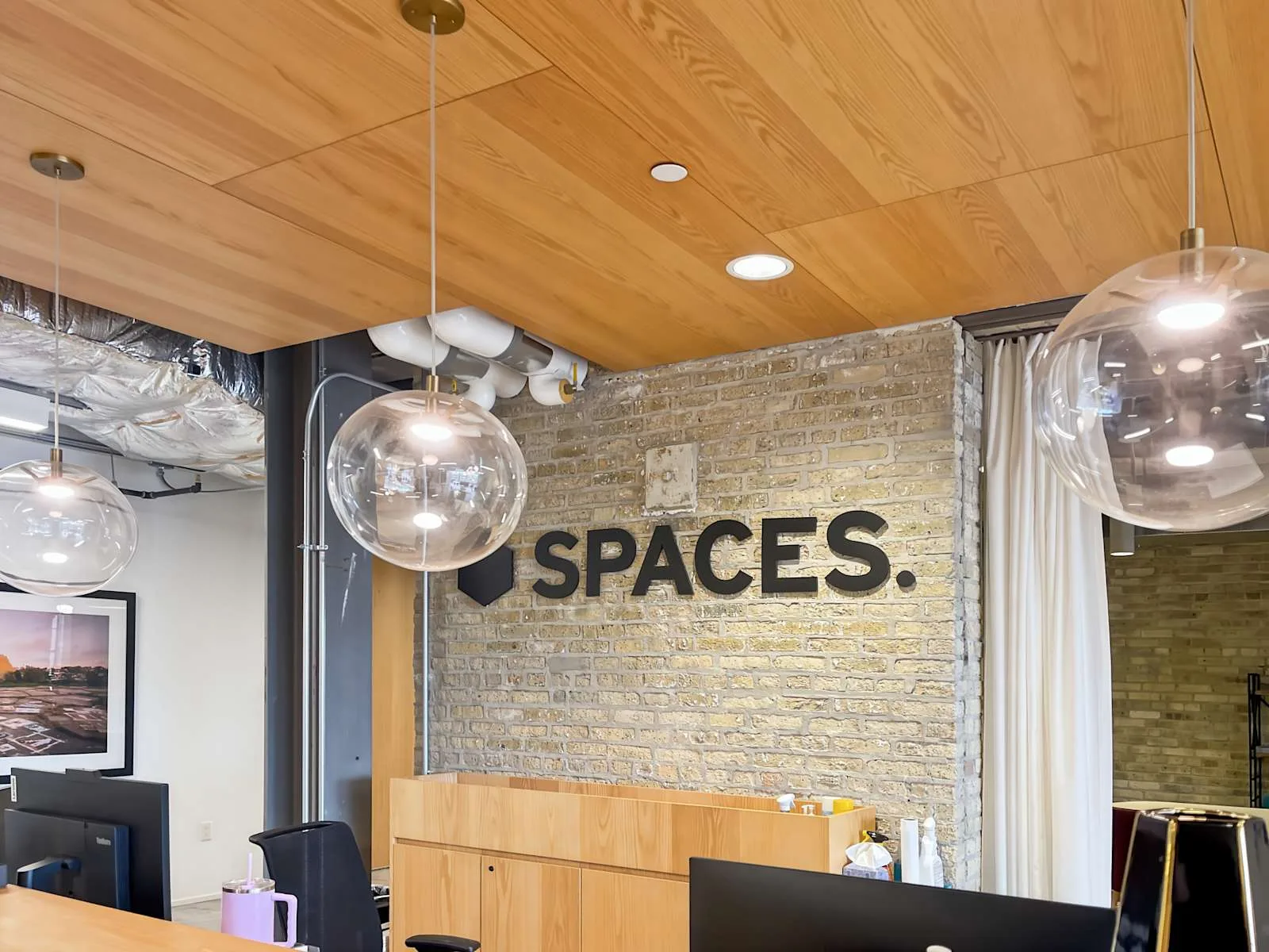 Spaces WI, Milwaukee - Spaces North Water Street, Reception, Milwaukee, WI
