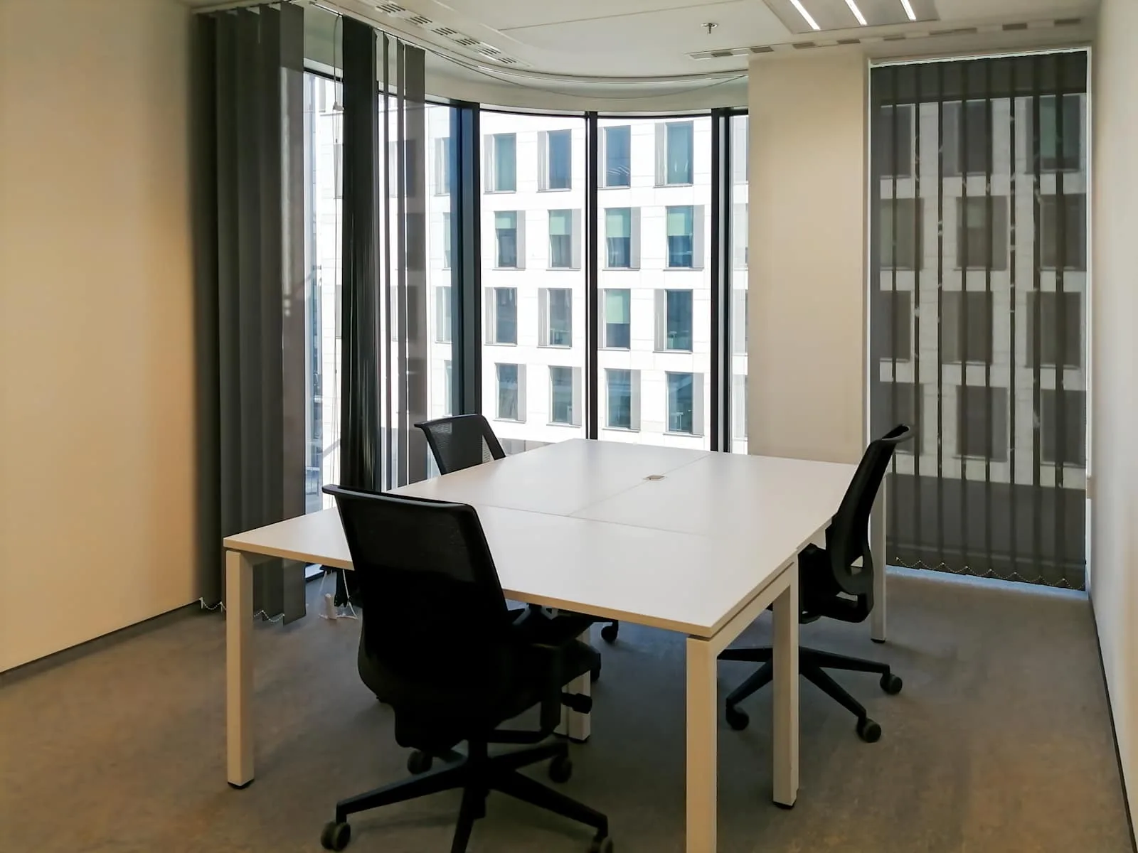 Spaces WROCLAW, Spaces Wroclavia, Private office, 4 desks, Wrocław