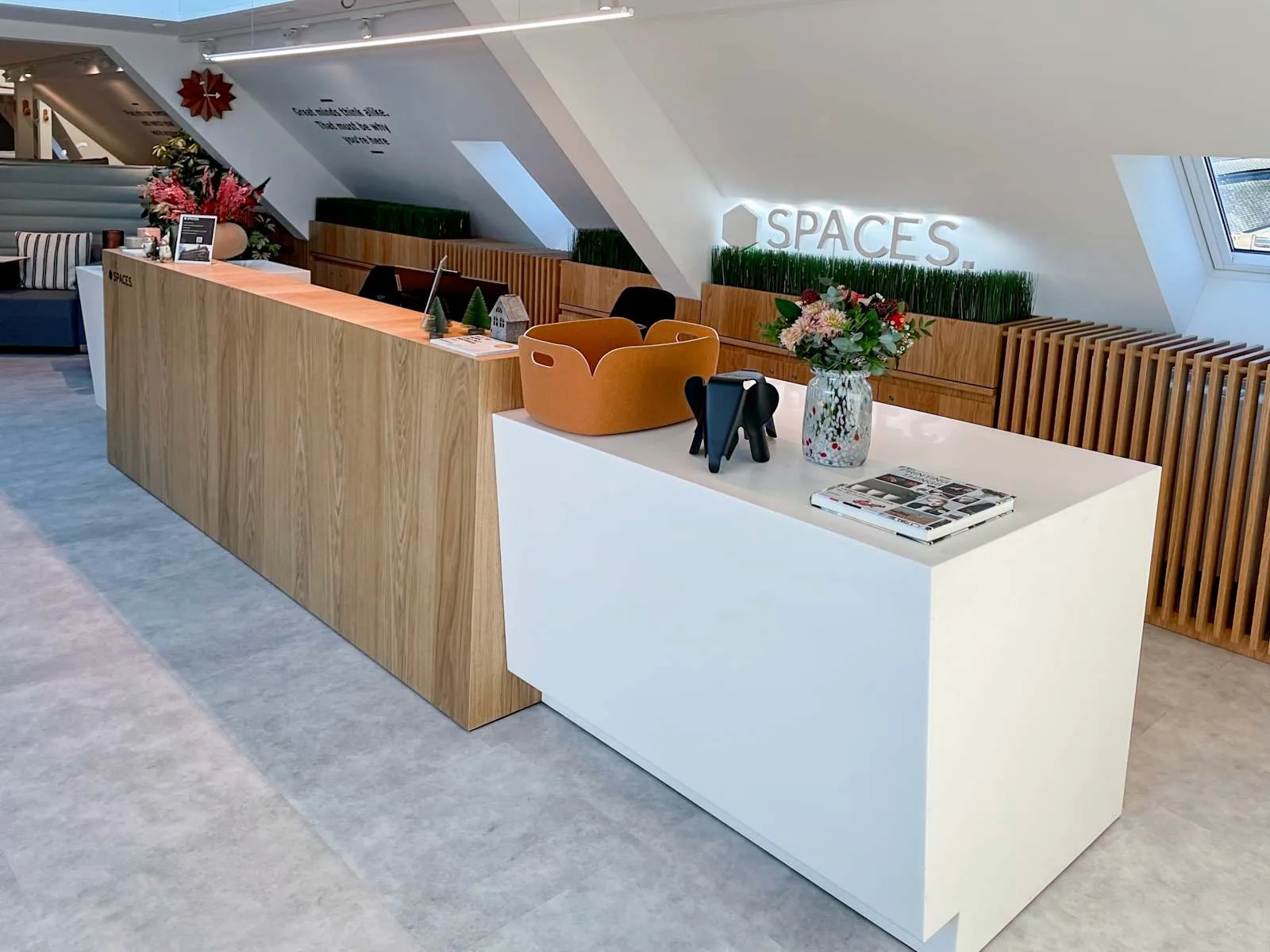 Spaces ZURICH, Spaces Bahnhofplatz, Reception, Zurich