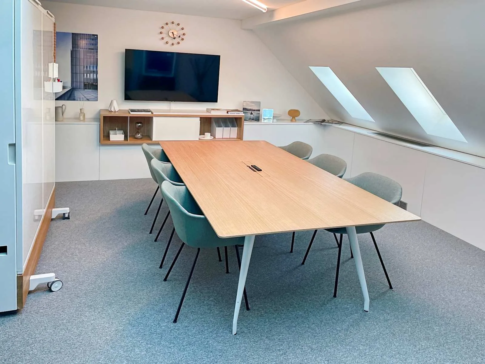 Spaces ZURICH, Spaces Bahnhofplatz, Meeting room for 8 people, Zurich