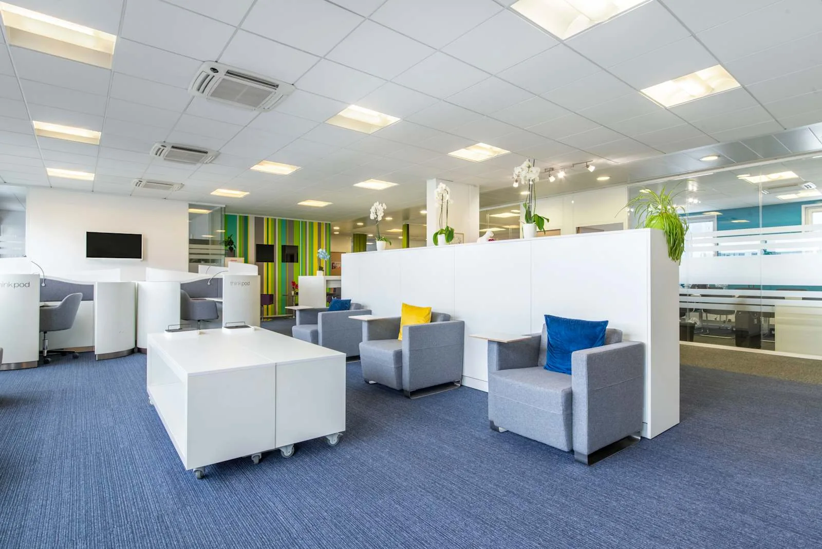 Stop And Work CERGY, Stop & Work Cergy, Coworking space, Cergy