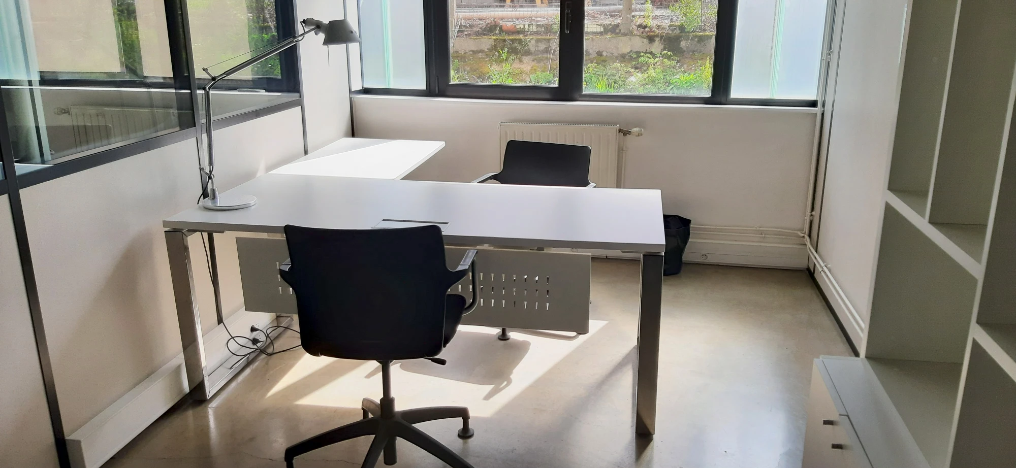 L'Annexe du Pakebot, Private office, 1 desk, Ploufragan