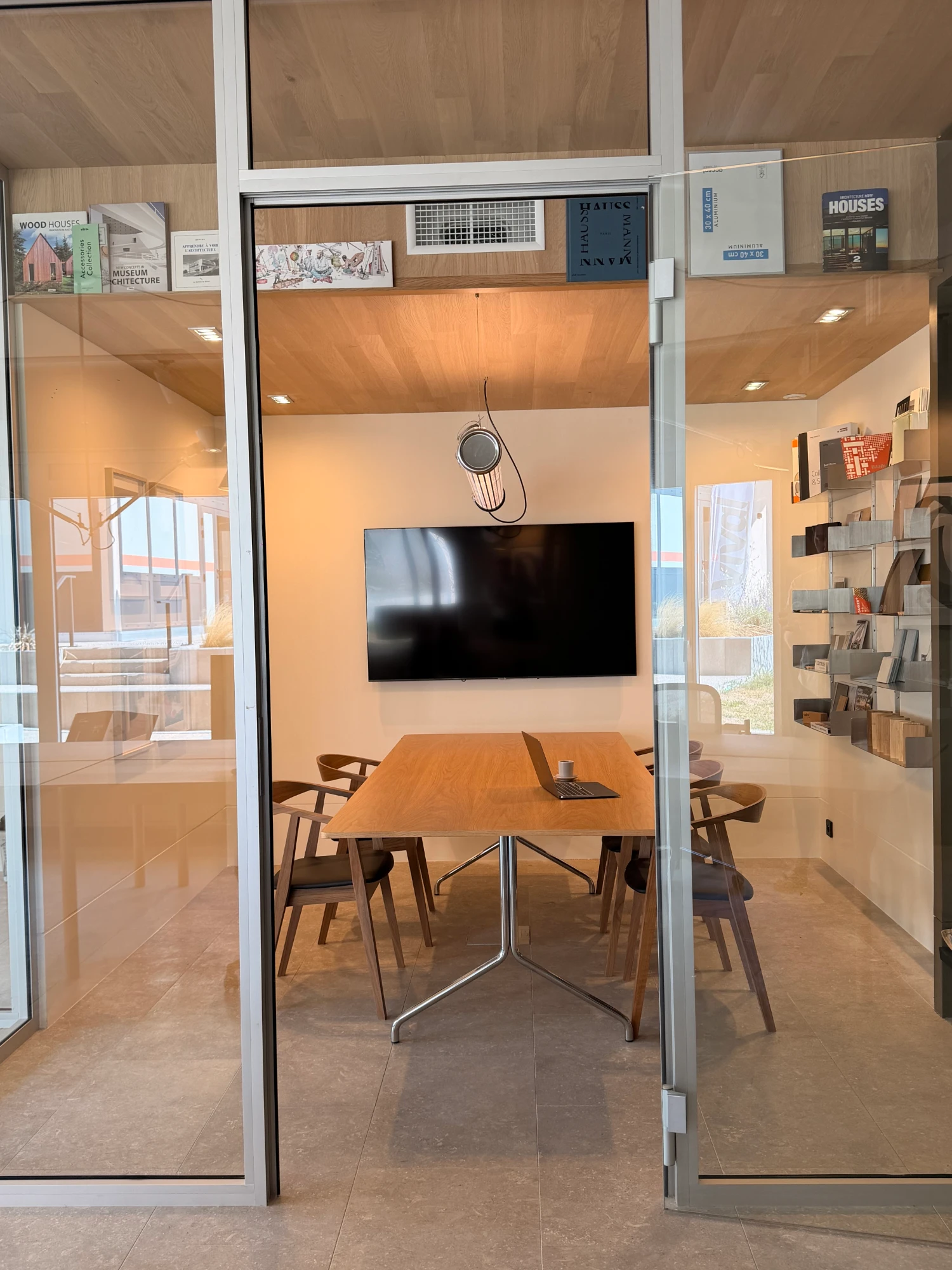 L'ATELIER, Salle de réunion 6 personnes, Tresserve