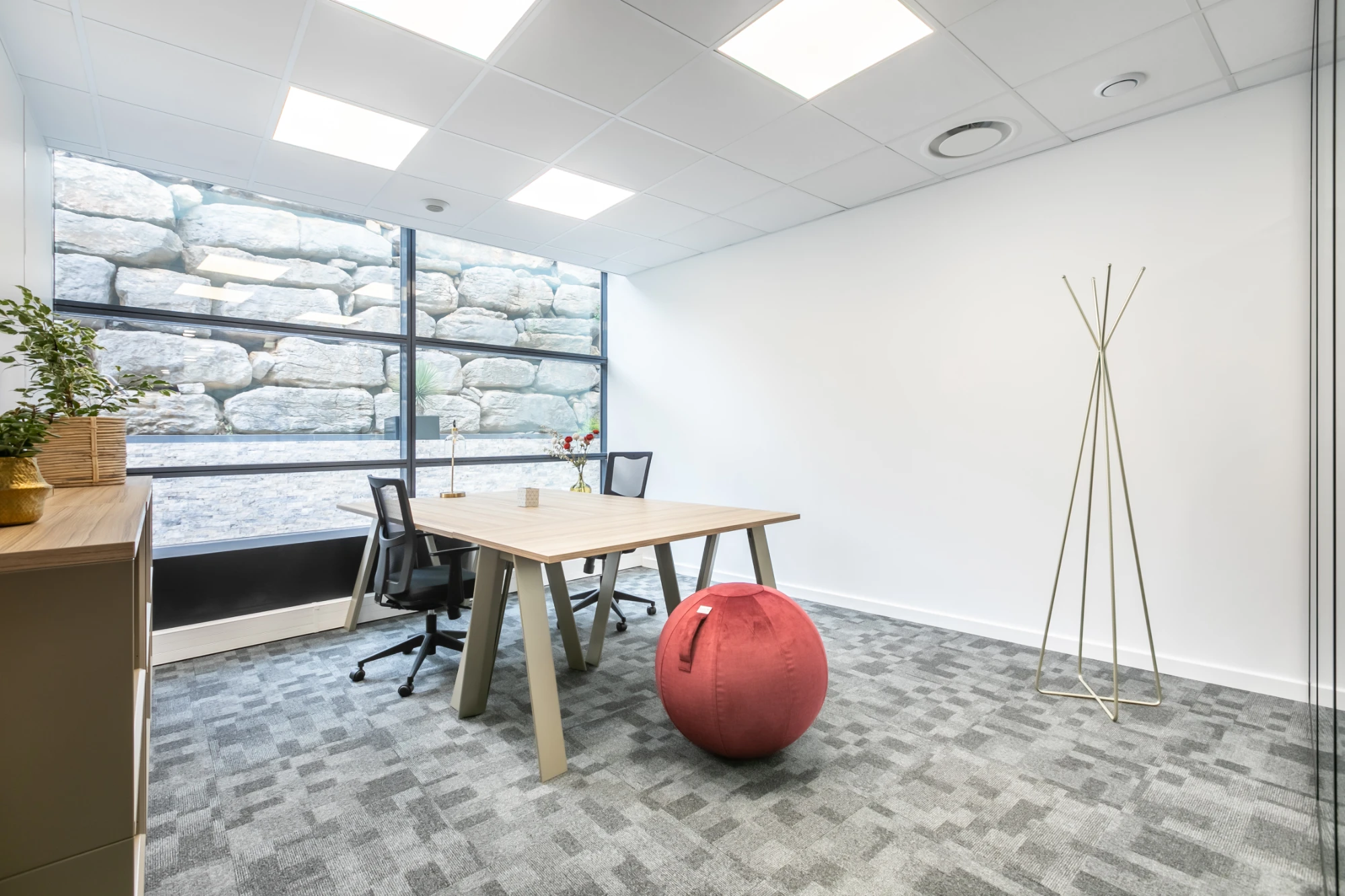 B'Coworker Sophia Antipolis, Private office, 3 desks, Valbonne