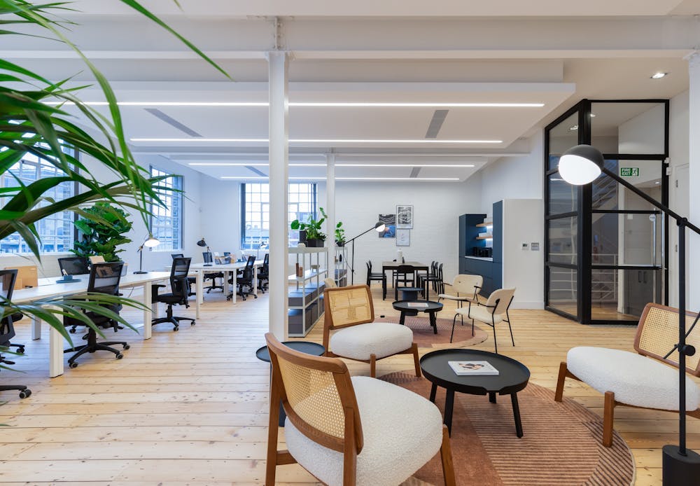 Beem - Nutmeg House, Lounge, London