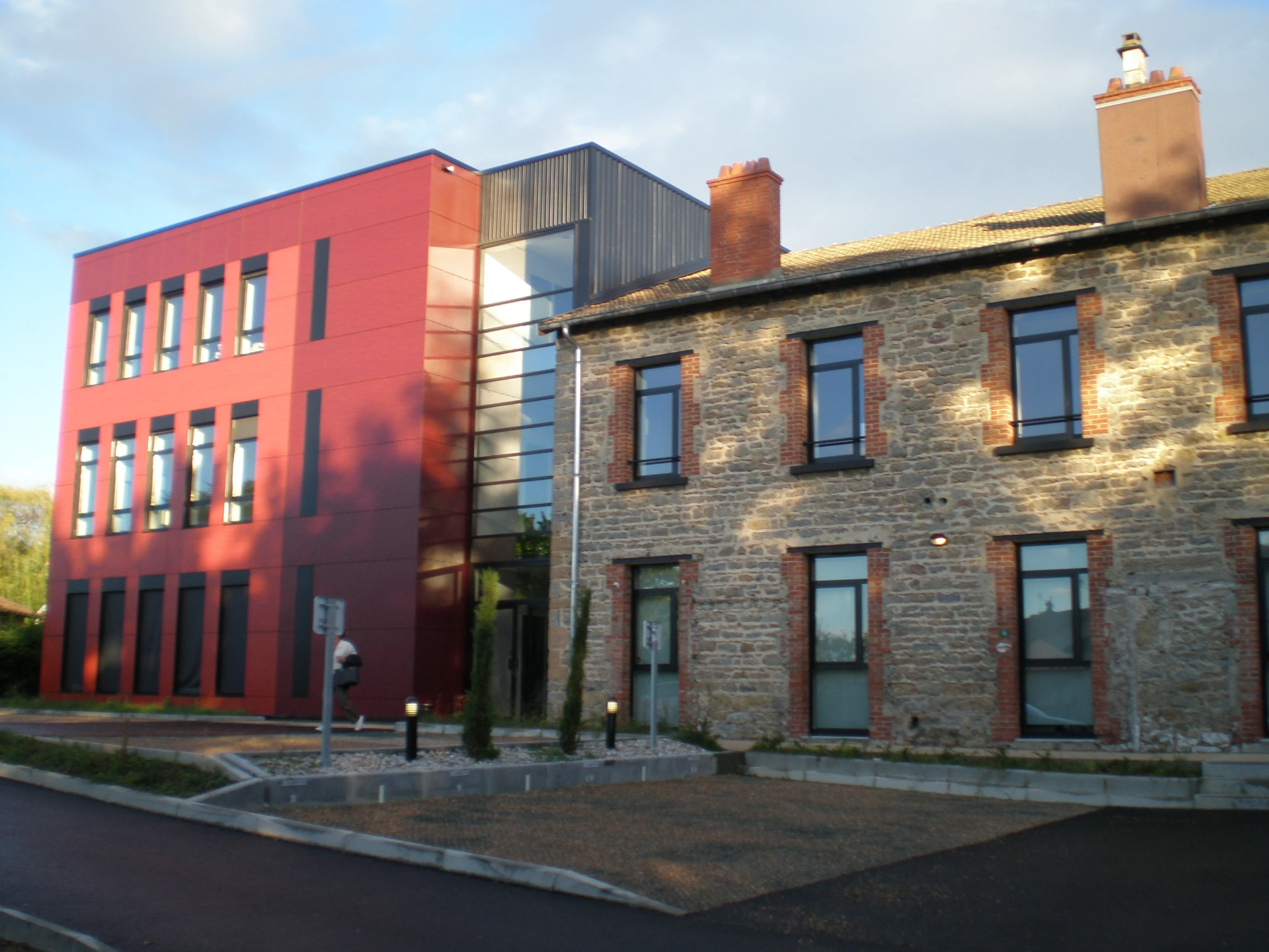 Booster House, Building facade, Dardilly