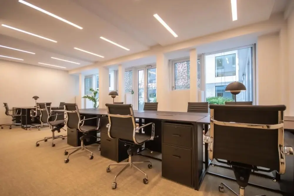 Hiptown Levallois - SoOuest, Bureau opéré 175 postes, Levallois-Perret