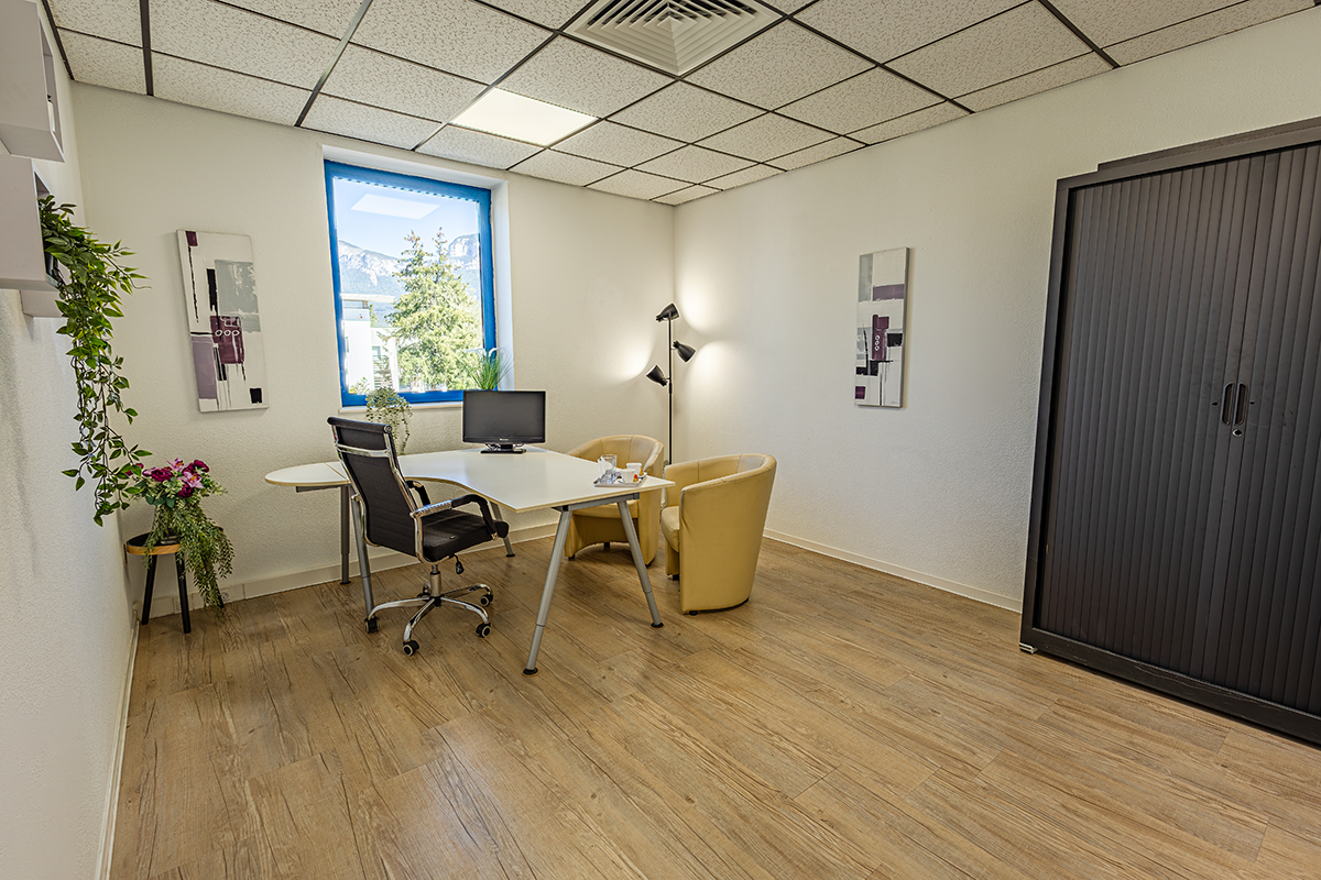 Centre d'affaires DOM Co-work, Bureau Violet, Challes les Eaux