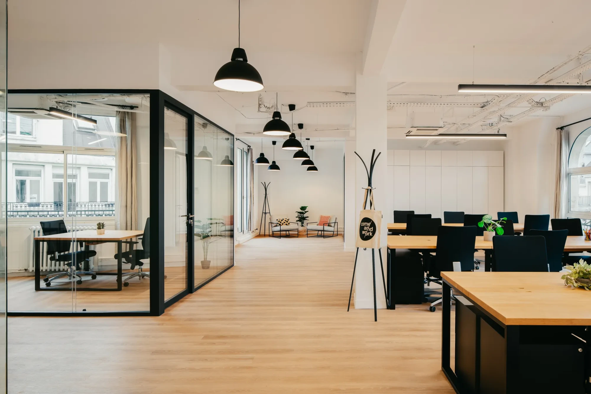 Come And Work Le Louvre, Open-plan office, Paris 2e
