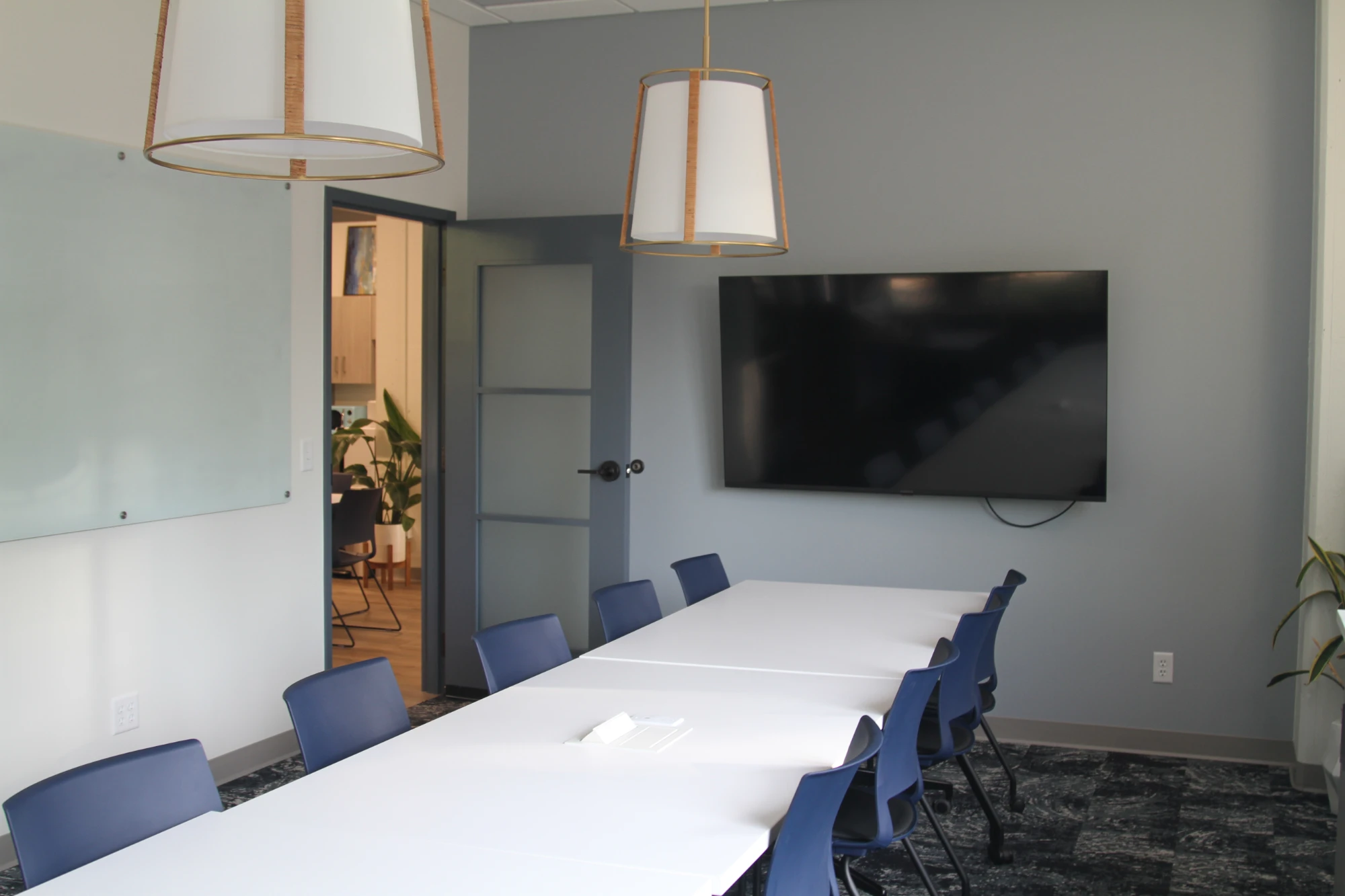 ModernWell Wayzata, Conference Room, Wayzata, MN
