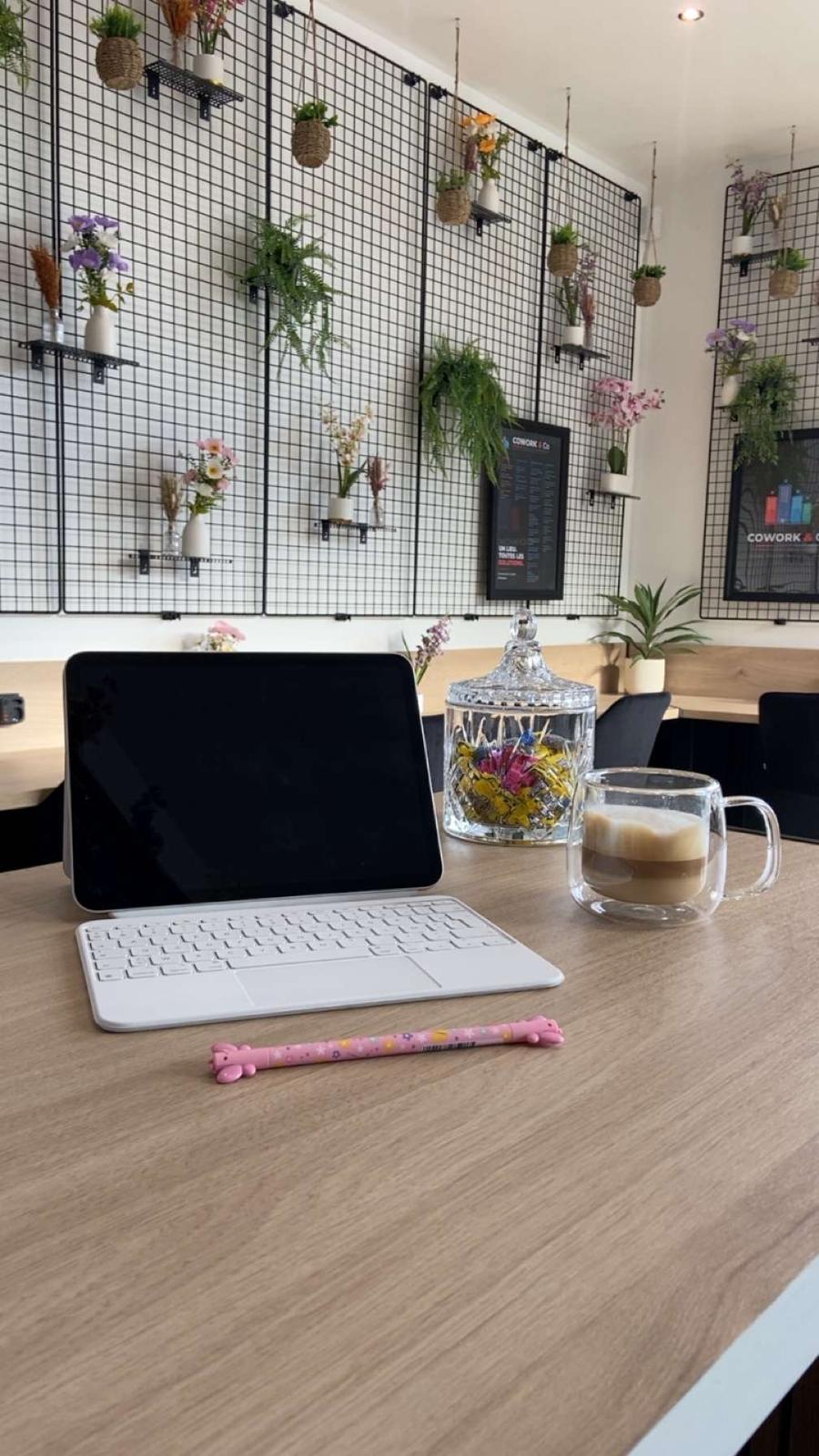 Cowork & Co, Espace de coworking, Saint-Maximin