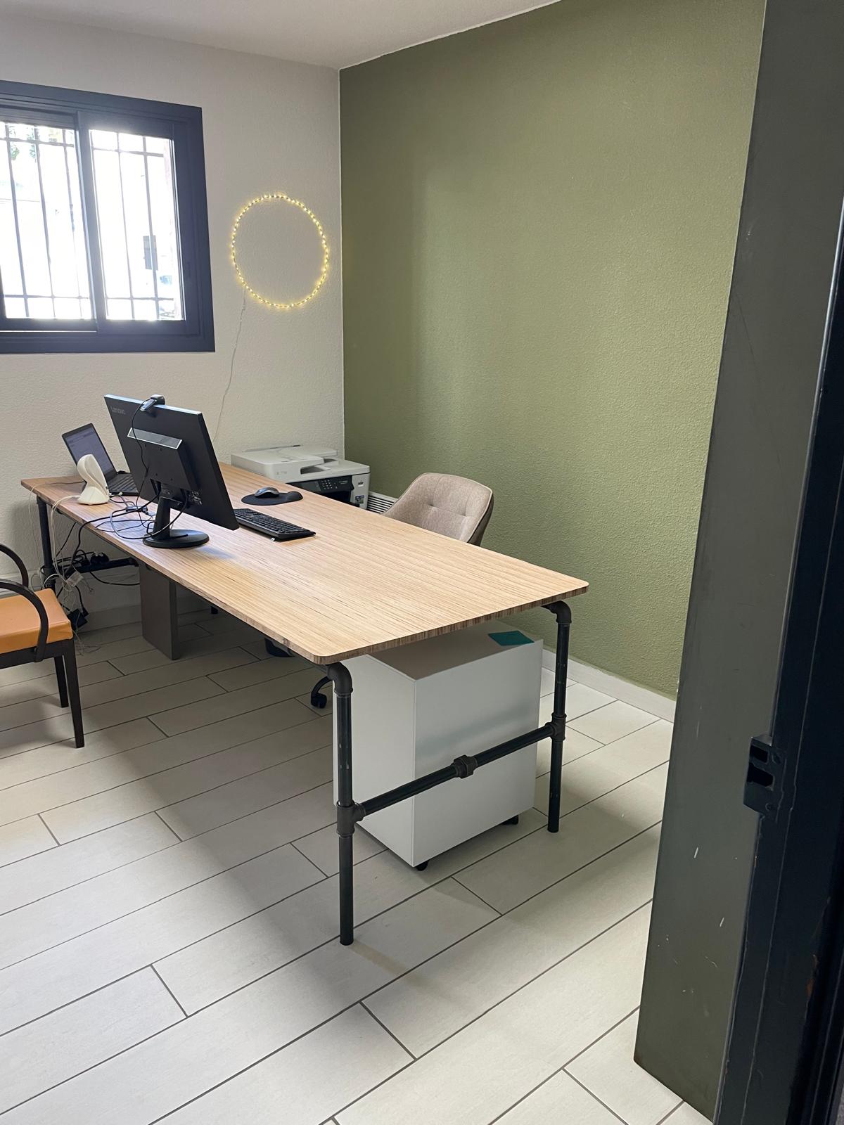 Coworking Avenue Wilson, Private office, 2 desks, Paris 16e