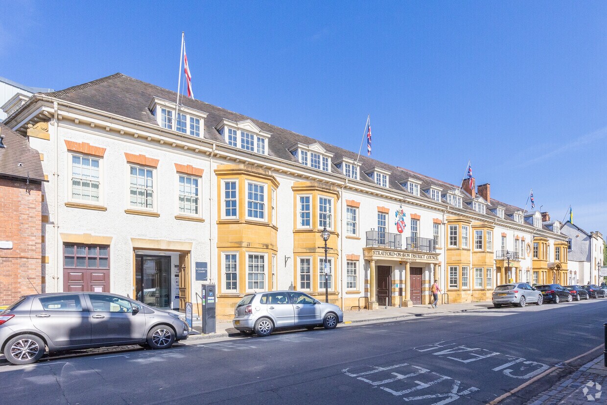 Elizabeth Court, Building facade, Stratford-upon-Avon