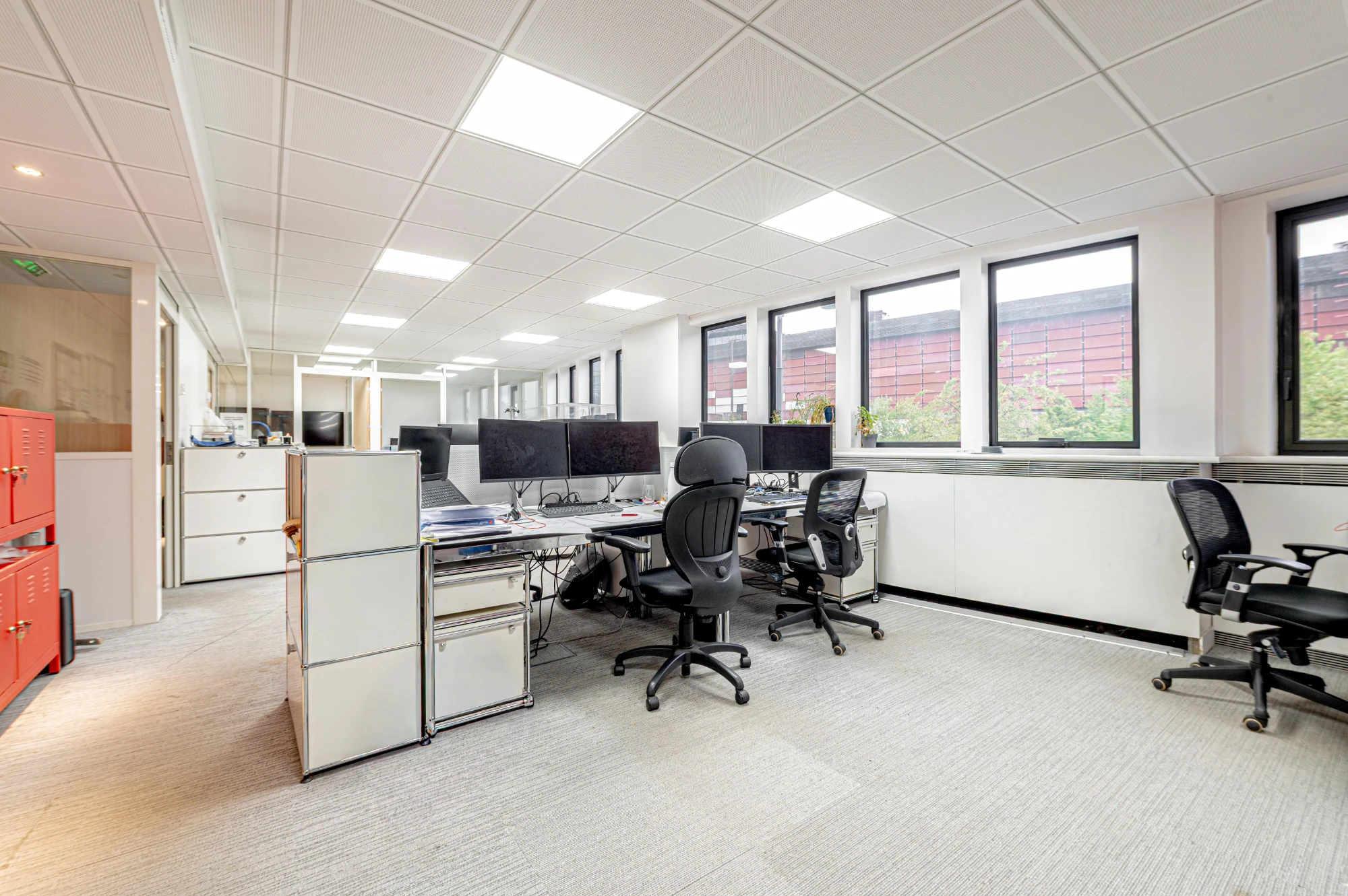 Sora Malar, Espace de 120 m² - 22 postes, Paris 7e