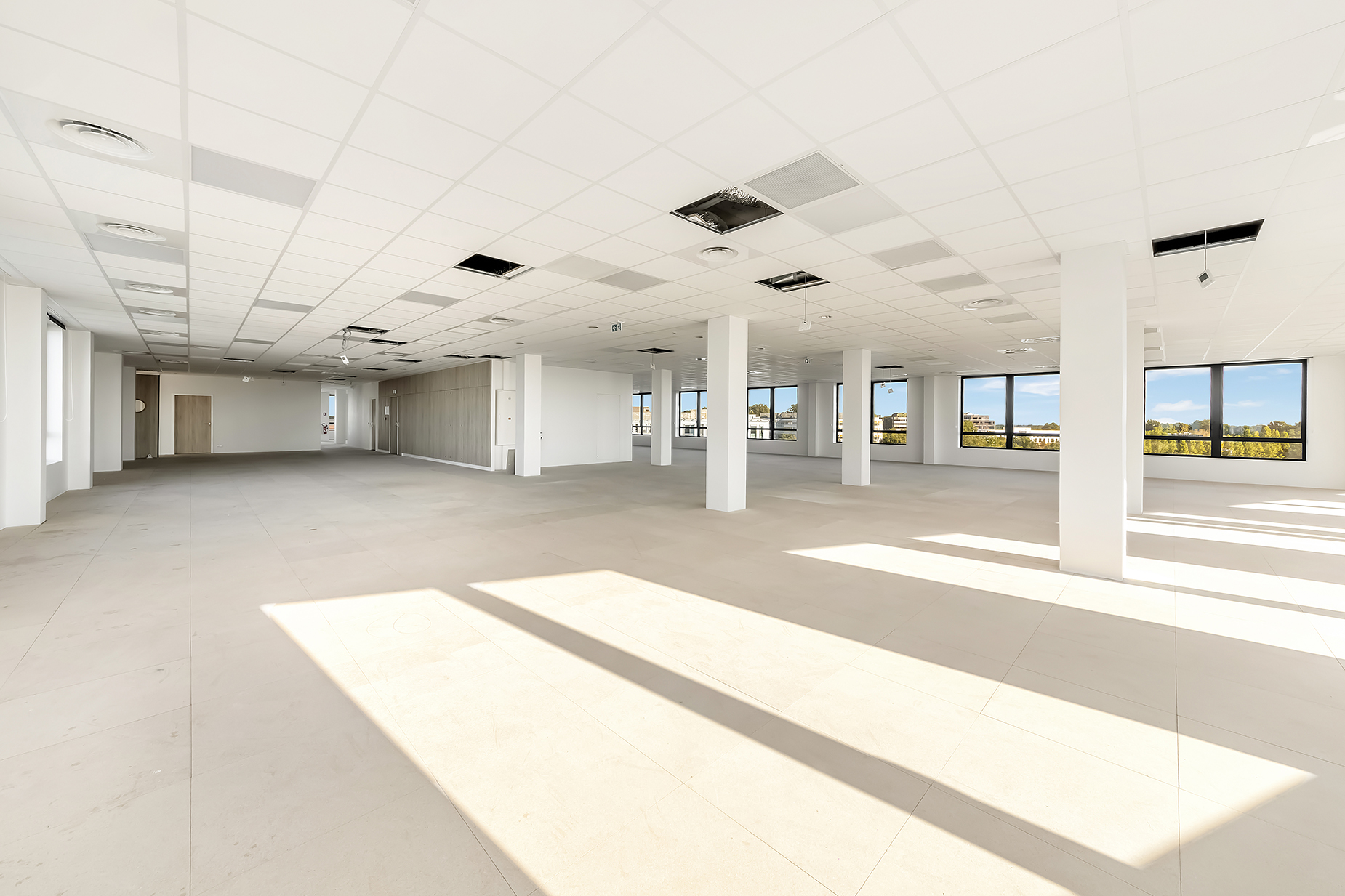 Champs Blancs, Espace de 1882 m² - 190 postes, Cesson-Sévigné