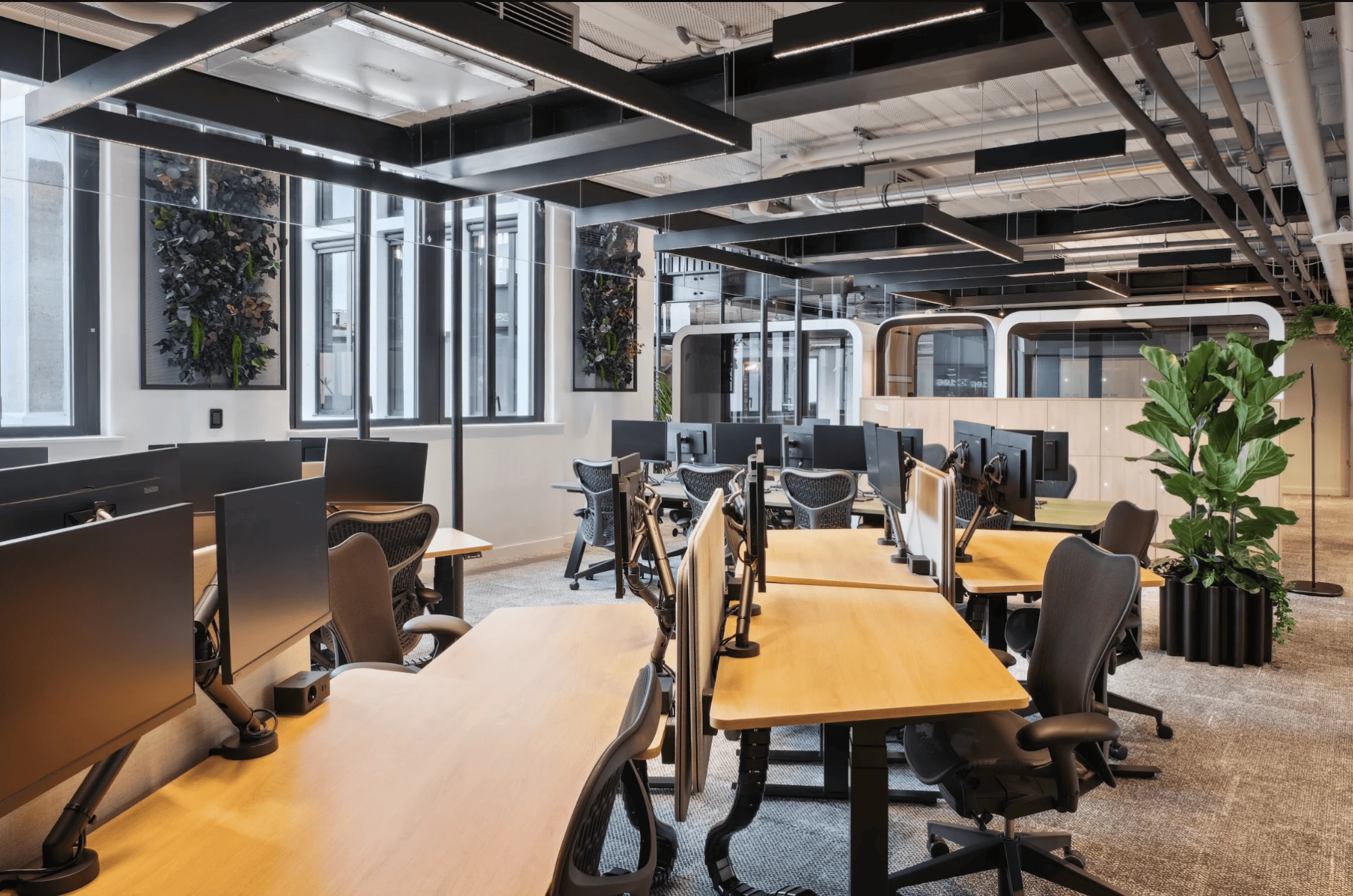 Sora Temple, Espace de 628 m² - 87 postes, Paris 3e
