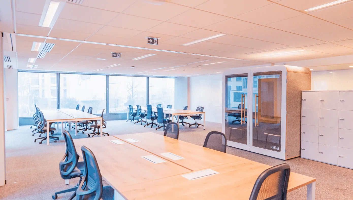 Hiptown Mairie de Montreuil, Espace indépendant 47 postes, Montreuil