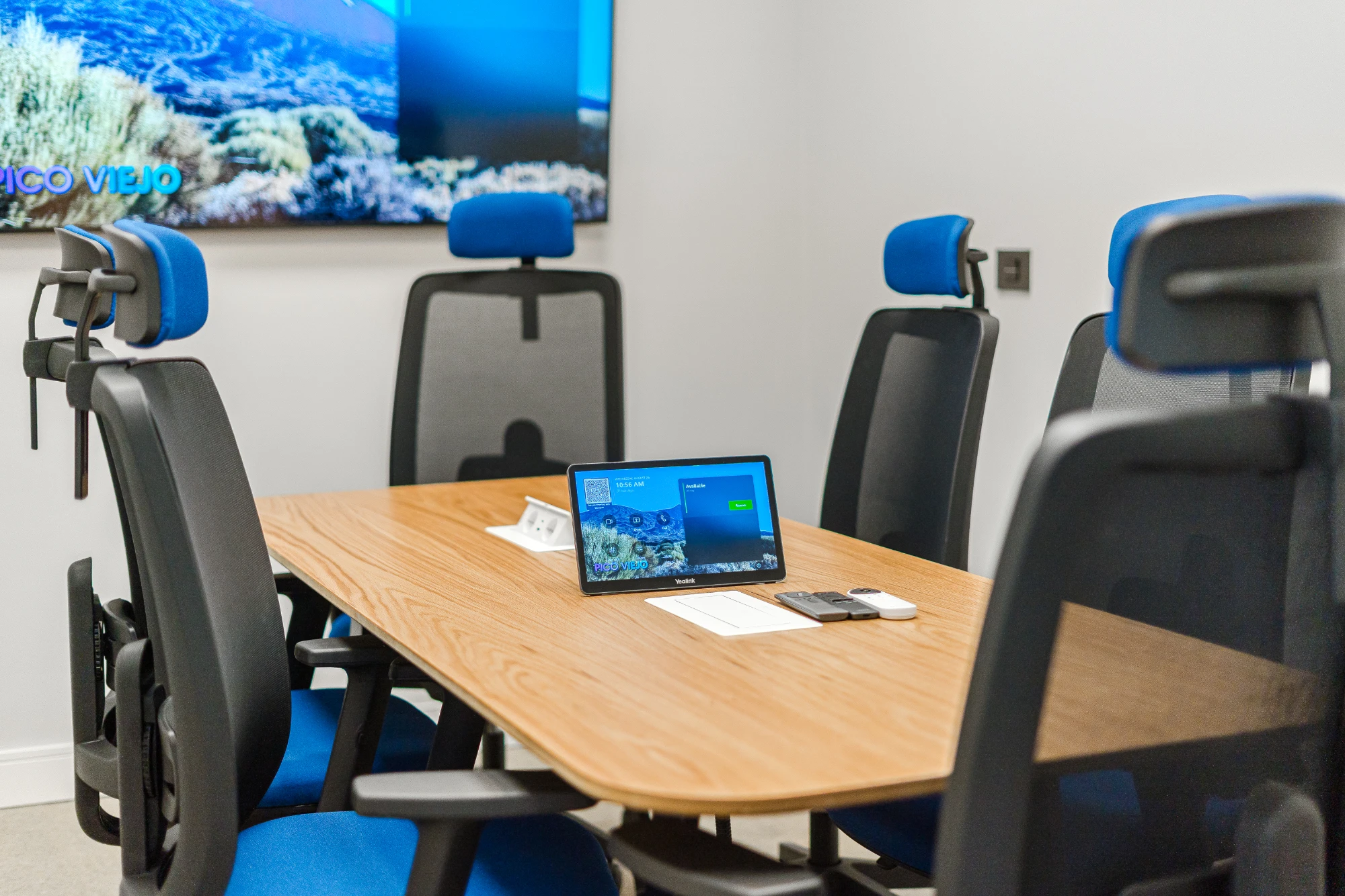 Coast Office, Executive Boardroom for 6, Costa Adeje