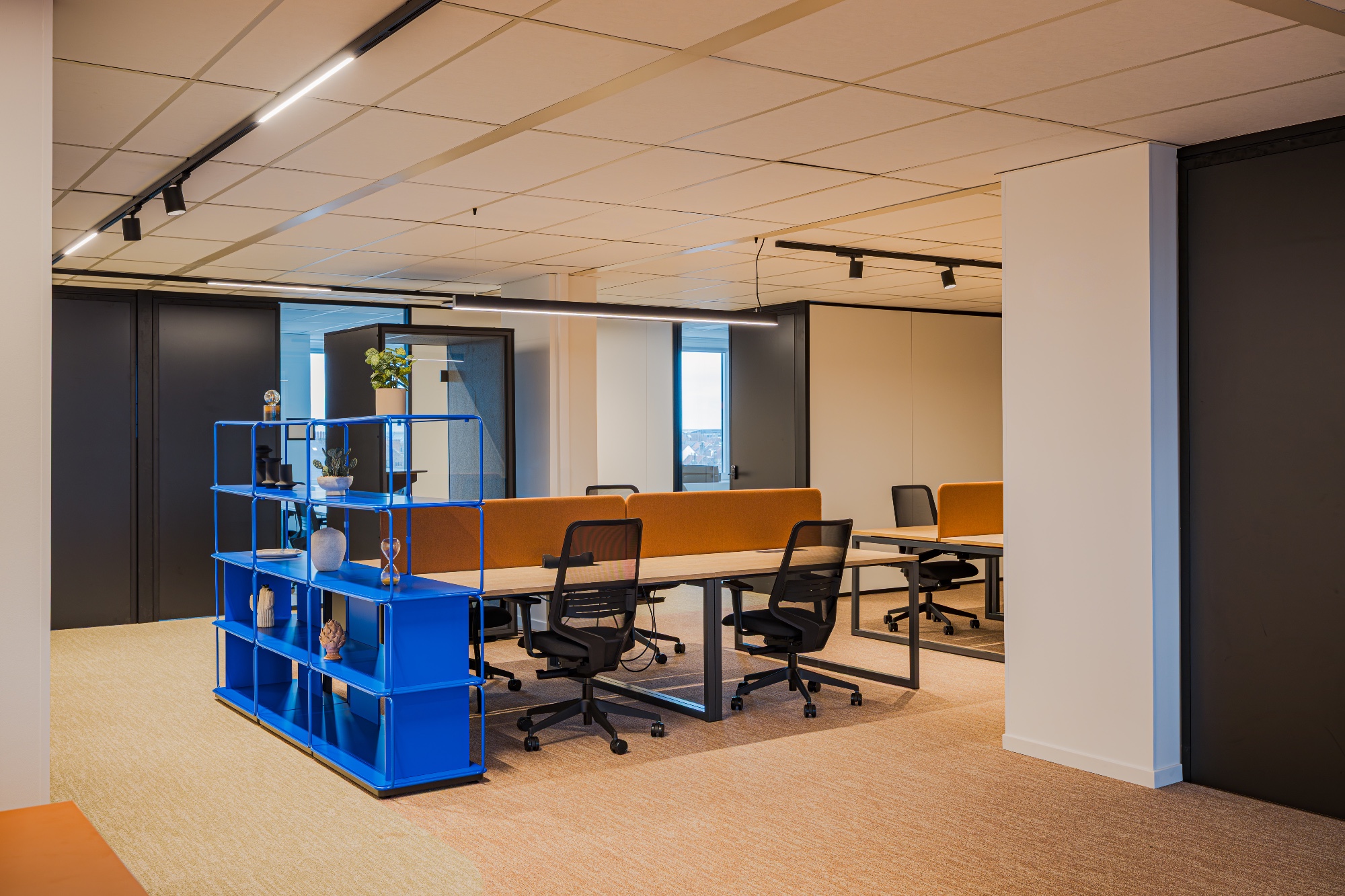 Whitlock Brussels, Fixed Desk, Woluwe-Saint-Lambert