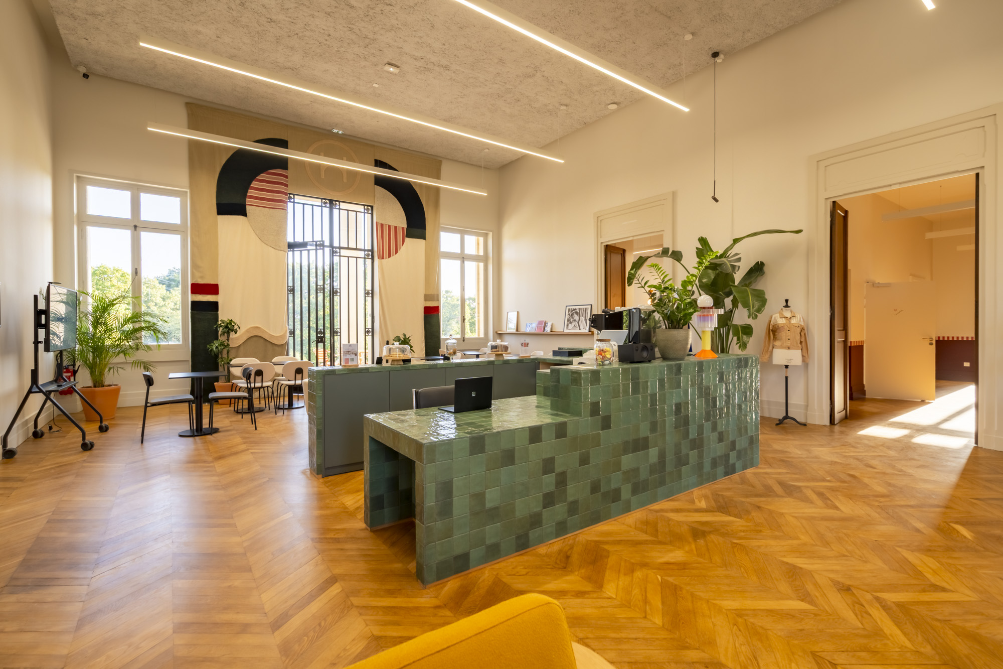 Héméra Villa Fal, Reception, Biarritz