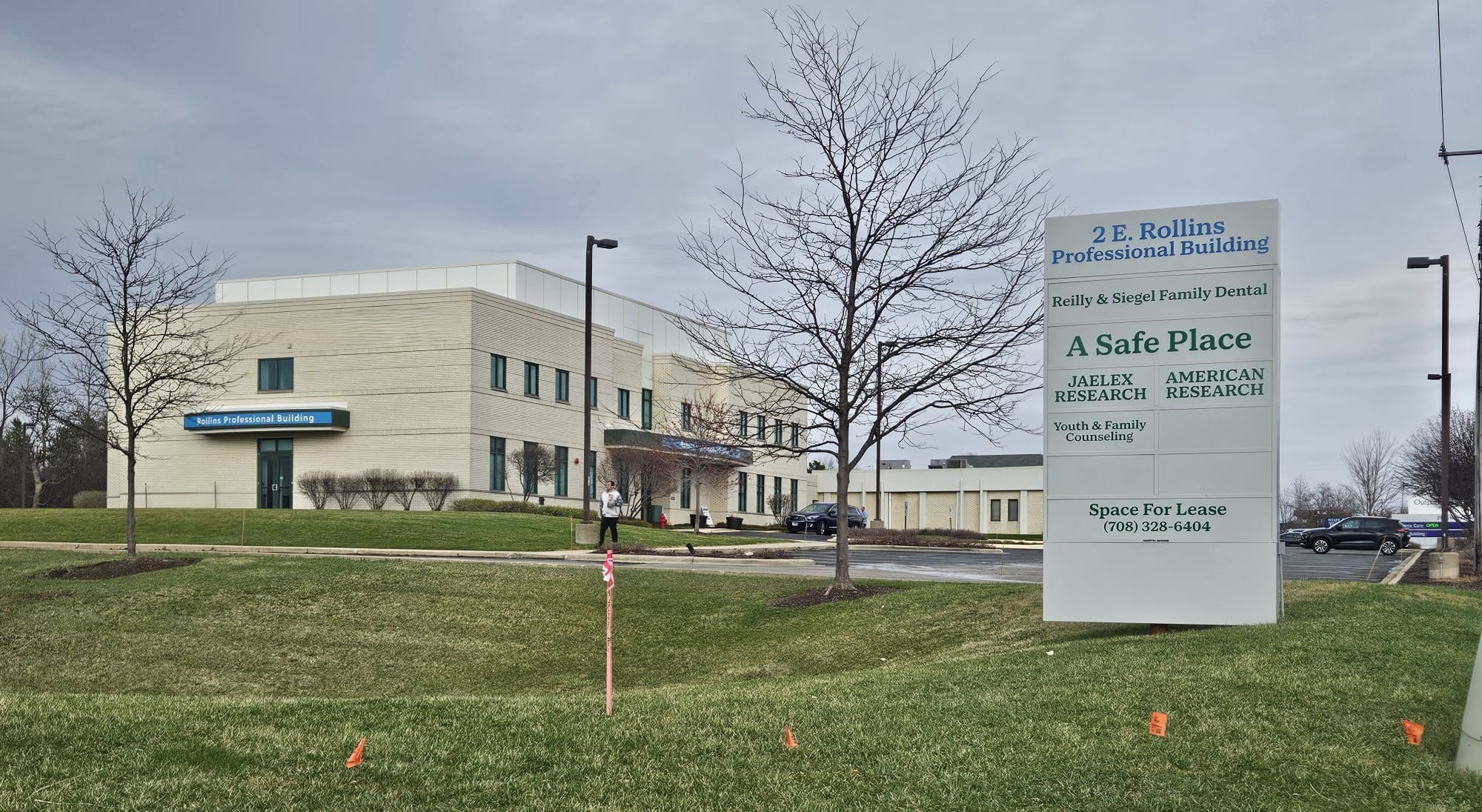 Illinois Offices - Rollins Professional Building, Building facade, Round Lake Beach