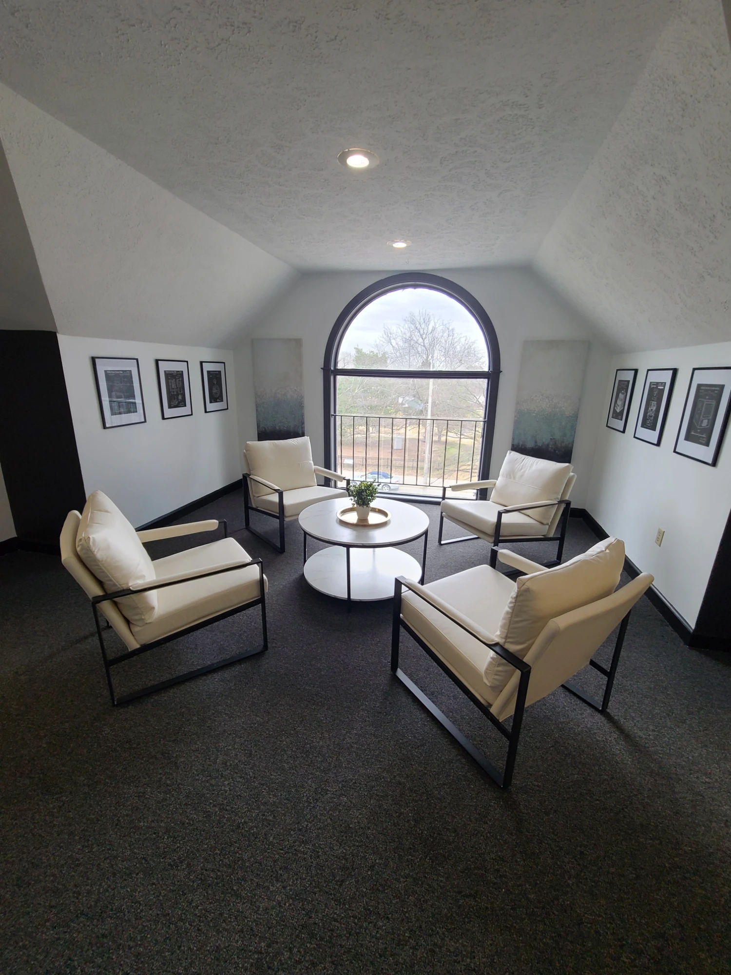 IncuHub - Hampton, Lounge, Hampton, VA