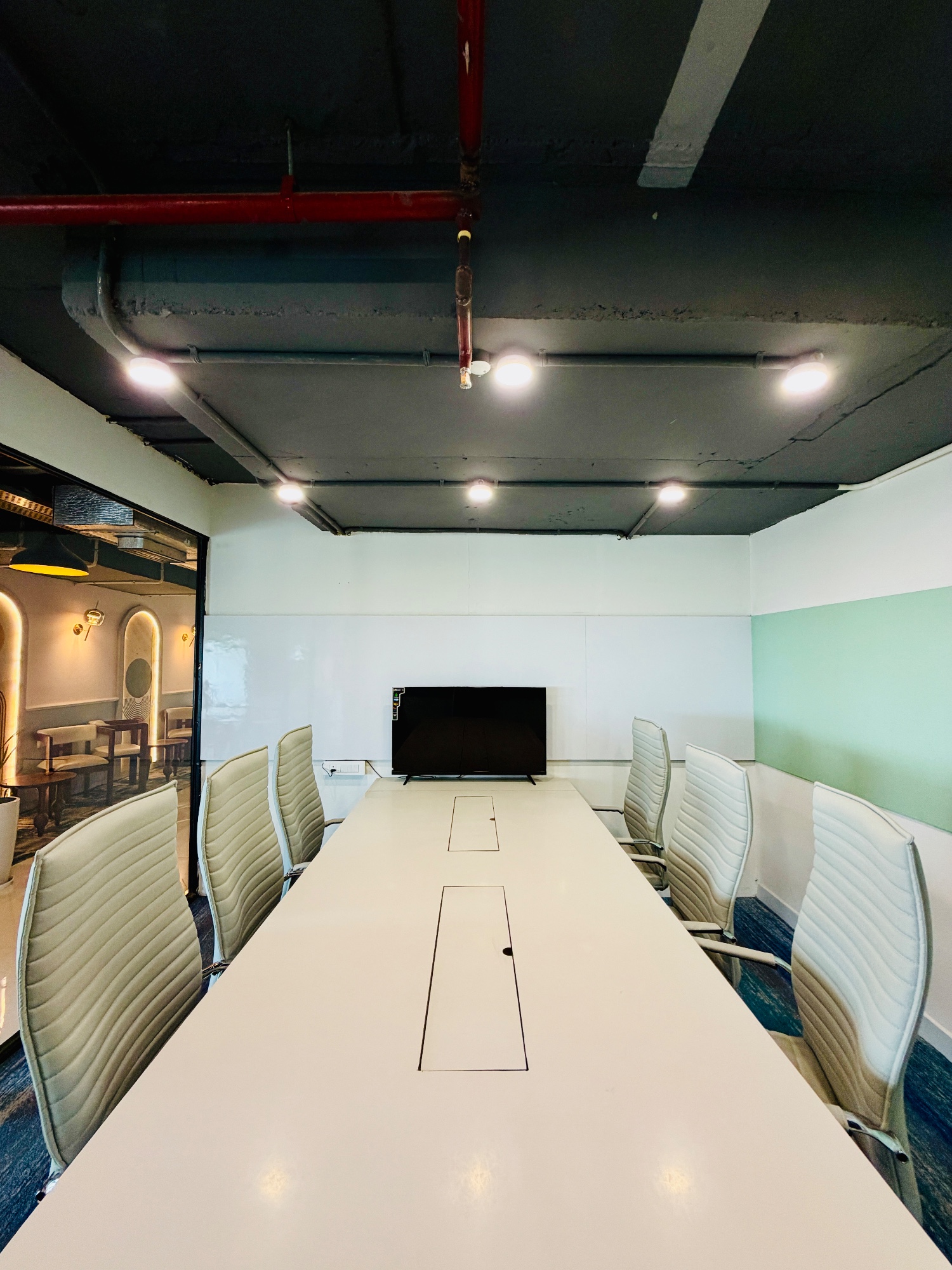 MileStone Coworking & Conference, Keshar Towers, Meeting room for 6 people, Gwalior