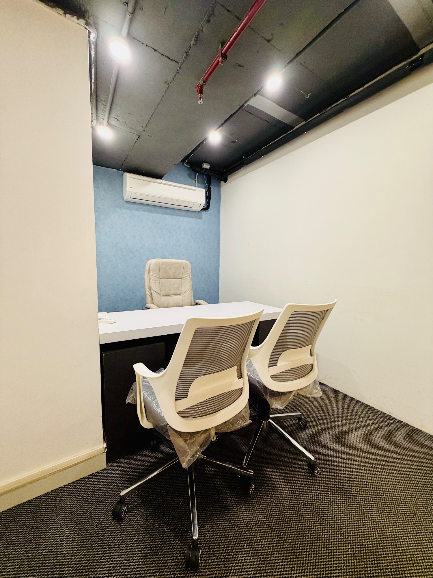 MileStone Coworking & Conference, Keshar Towers, Private office, 1 desk, Gwalior
