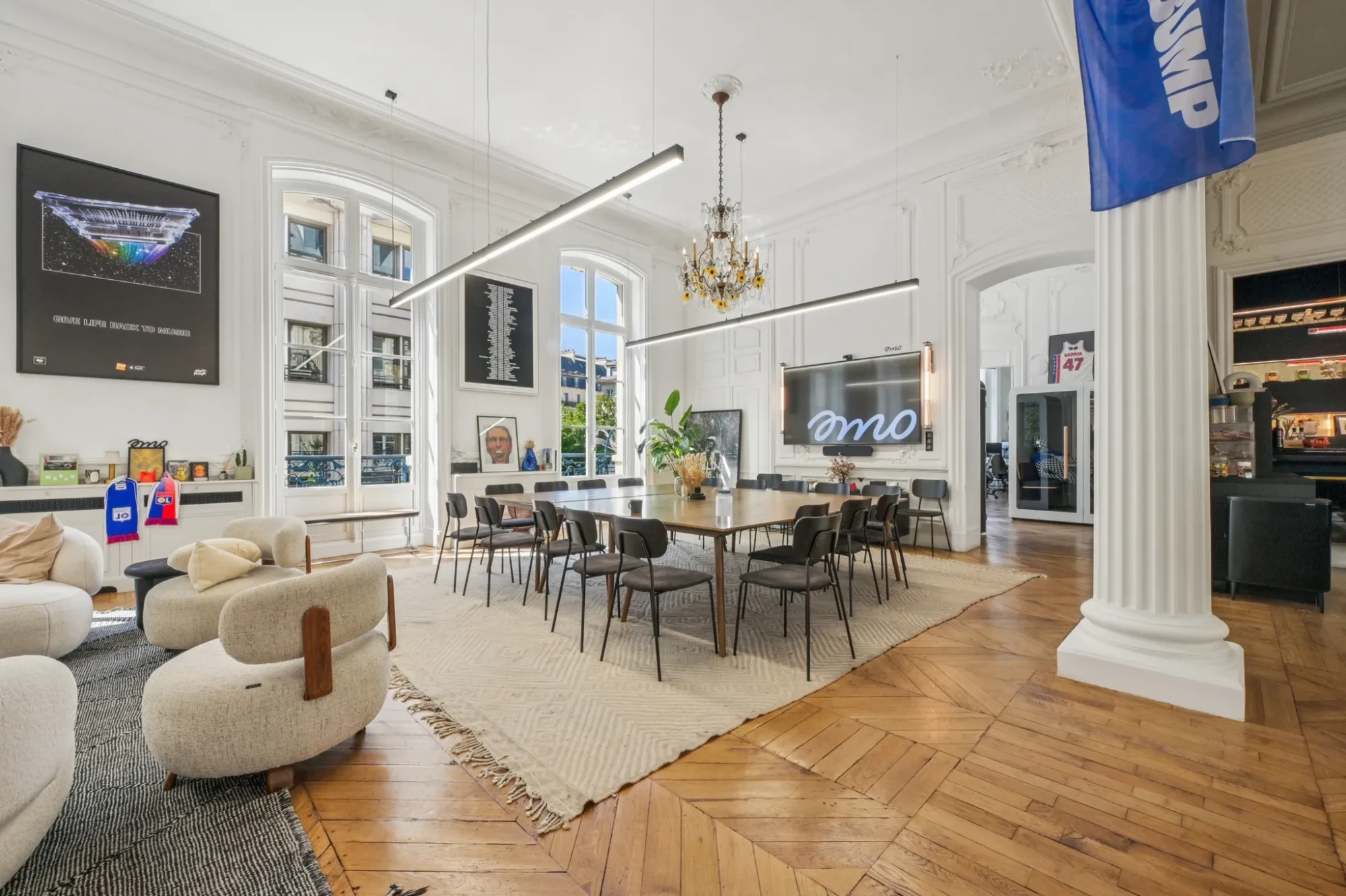 Les Nouveaux Bureaux Italiens, Salle de réunion 16 personnes, Paris 2e