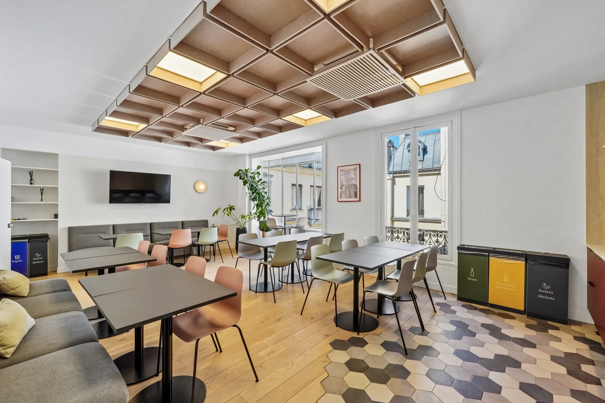 Les Nouveaux Bureaux Taitbout, Cafeteria, Paris 9e