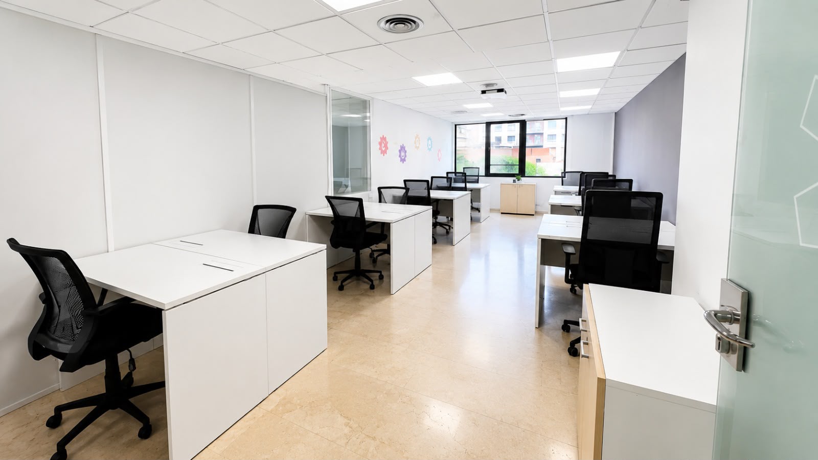 Coworking Centro de Valencia, Oficina gestionada 14 puestos, Valencia