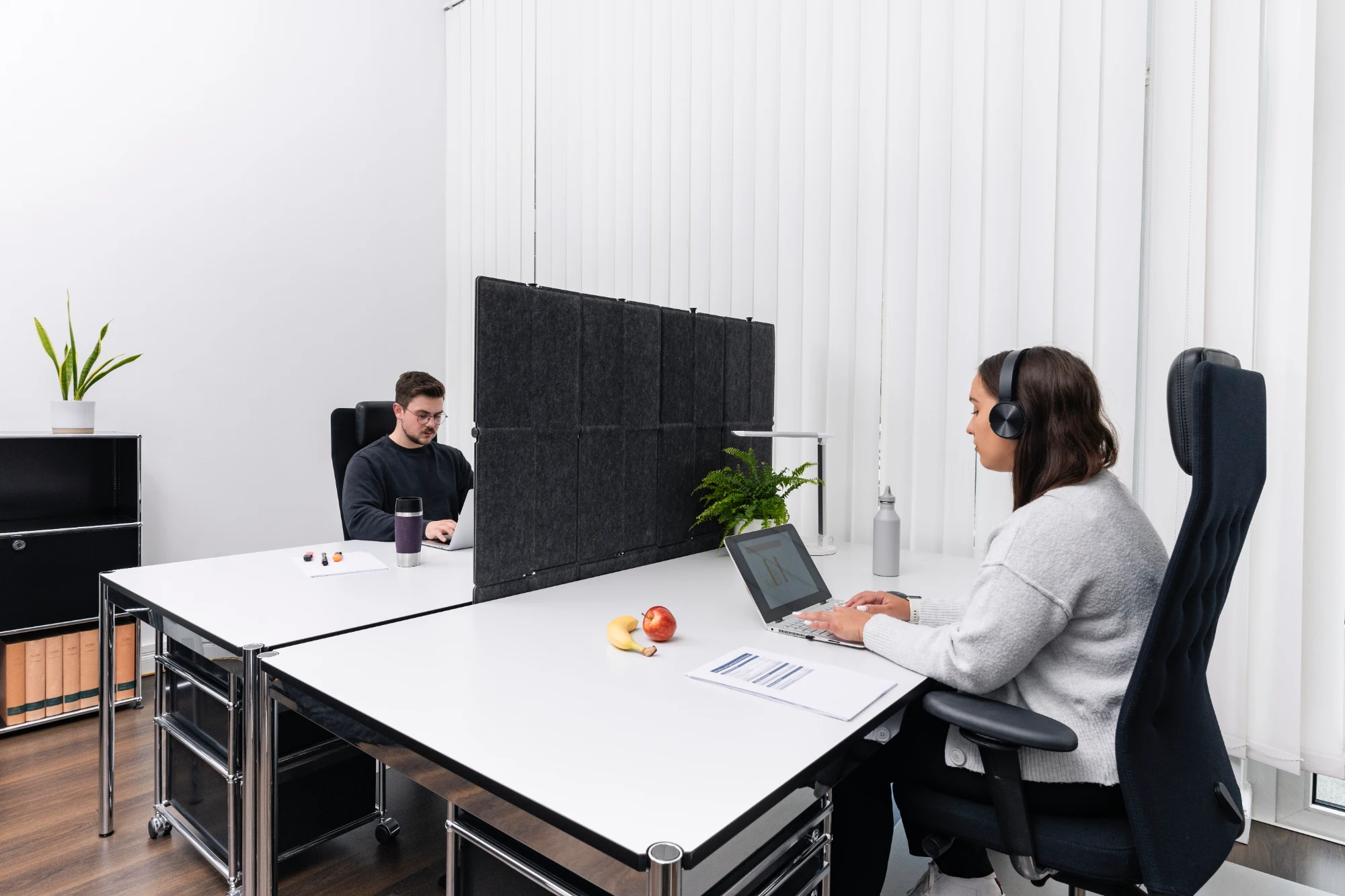 1000 Satellites Bremen Parkallee, Open Space Fixed Desk, Bremen