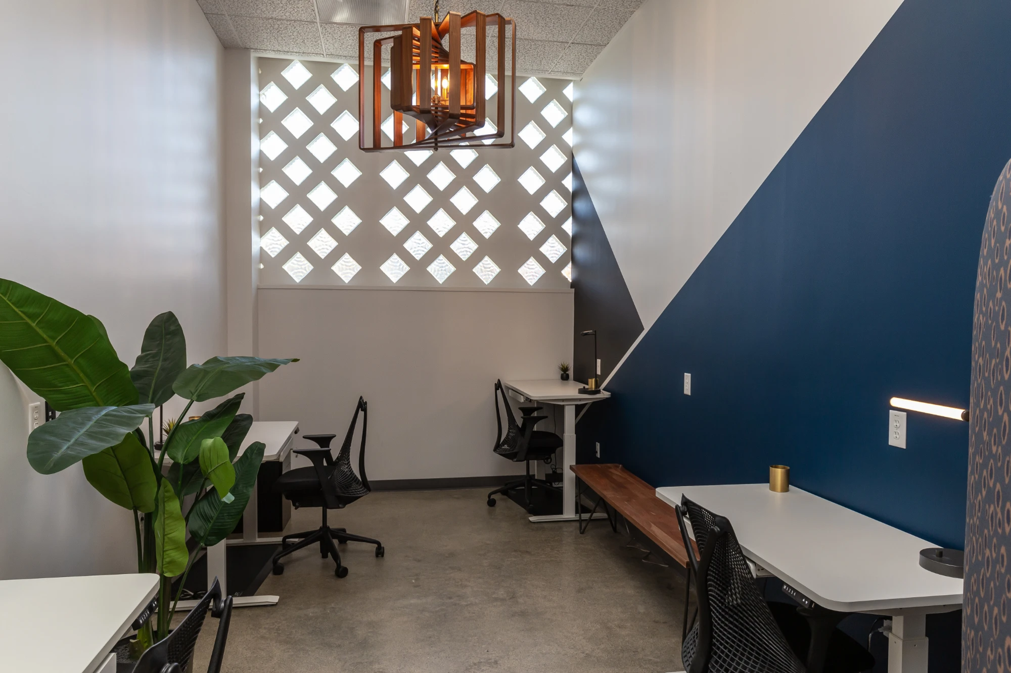 Pillarcowork, Private office, 3 desks, Lafayette