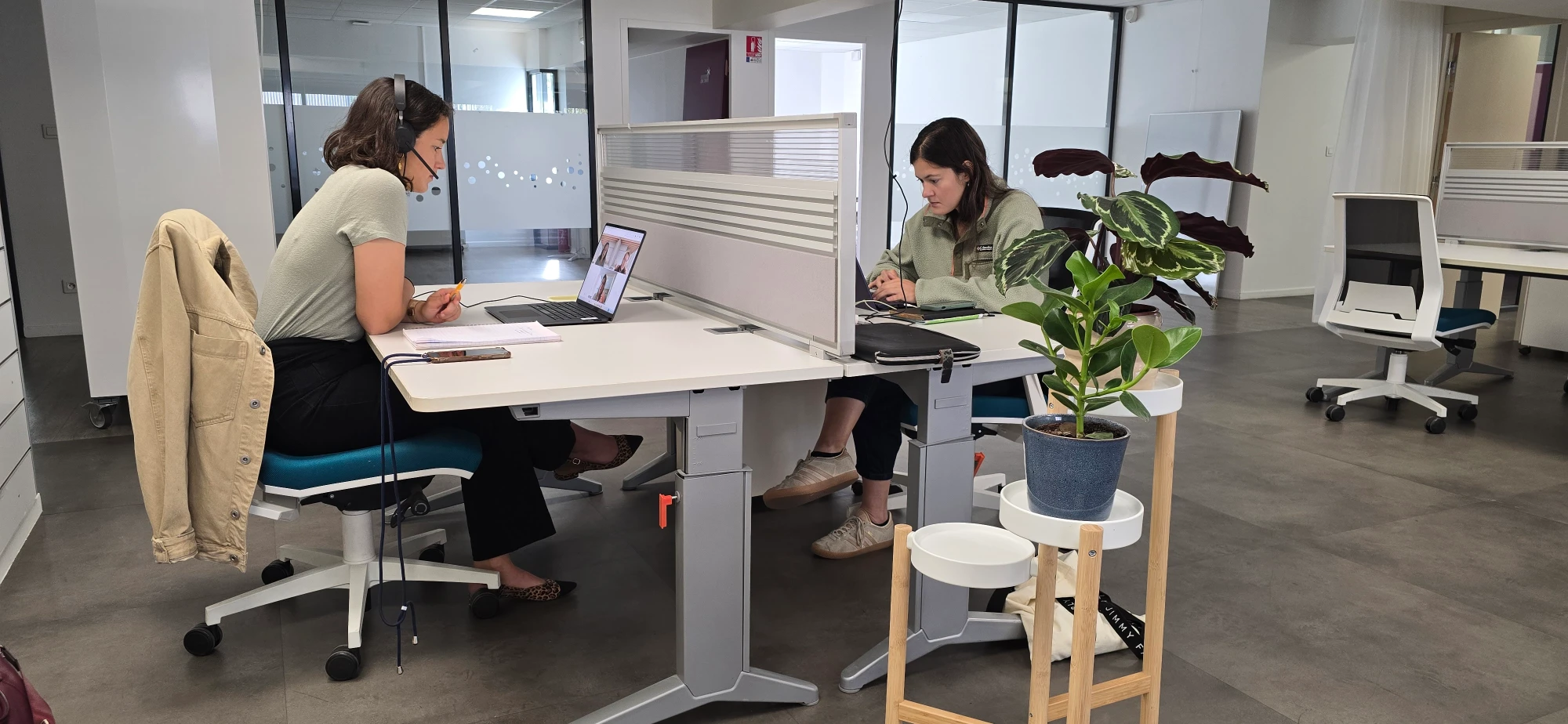 Lab7 Coworking, Poste nomade en open space, Grenoble