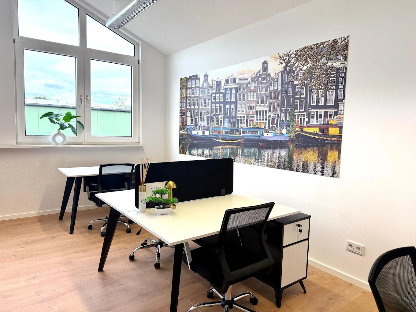 Rheinländer Business Center, Private office, 4 desks, Leverkusen