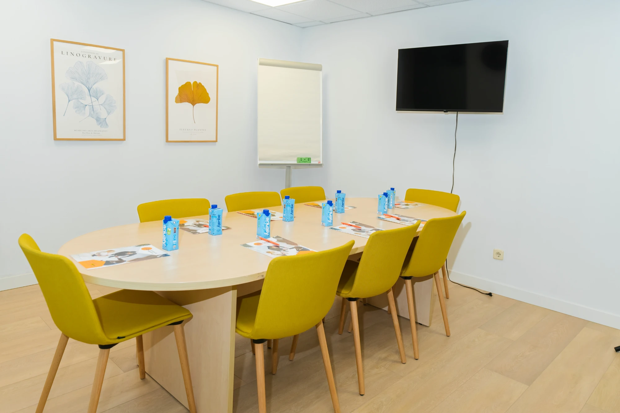 Centro de Negocios Juan Bravo, Sala de reuniones 6 personas, Madrid