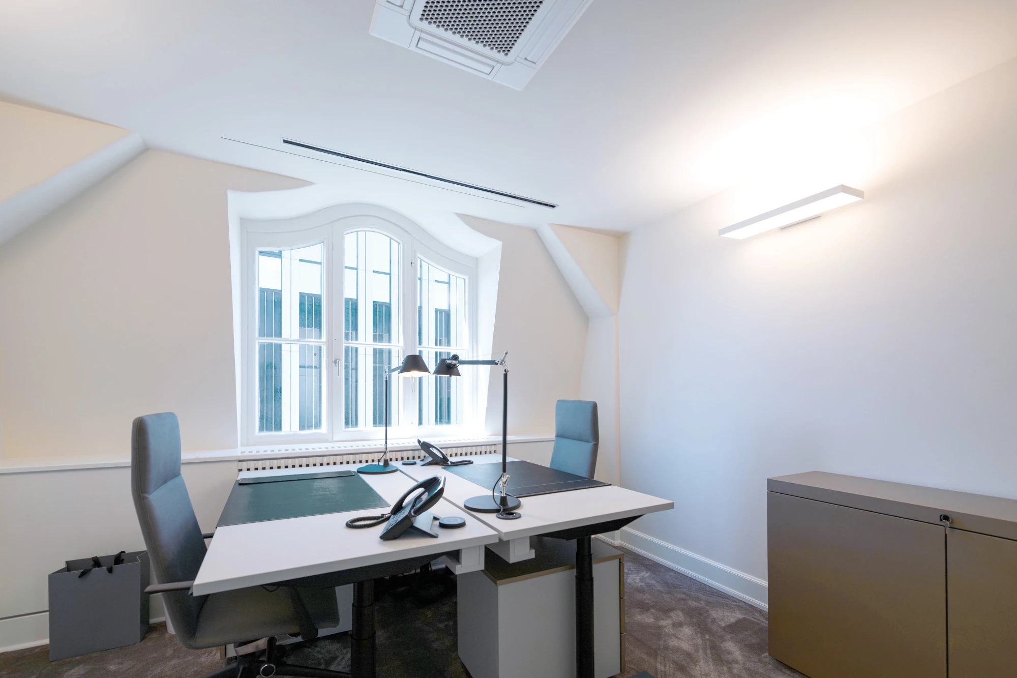 Satellite Office München Villa Goethe, Privatbüro mit 2 Arbeitsplätzen, München
