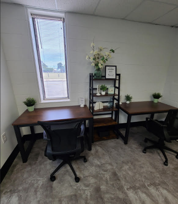 IncuHub - Newport News, Shared Desk, Newport News, VA