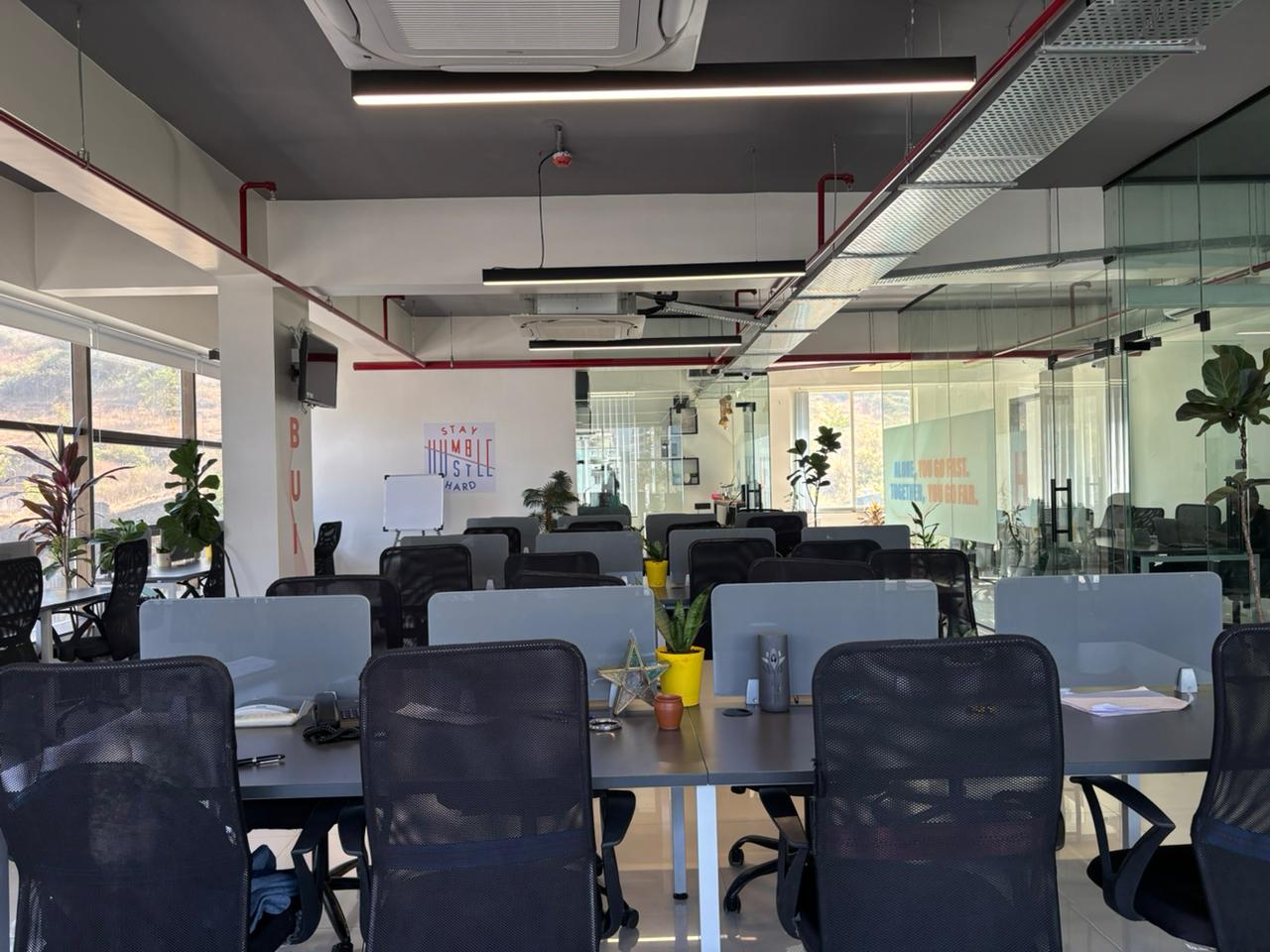 Shreyas Crest, Open-plan office, Pune