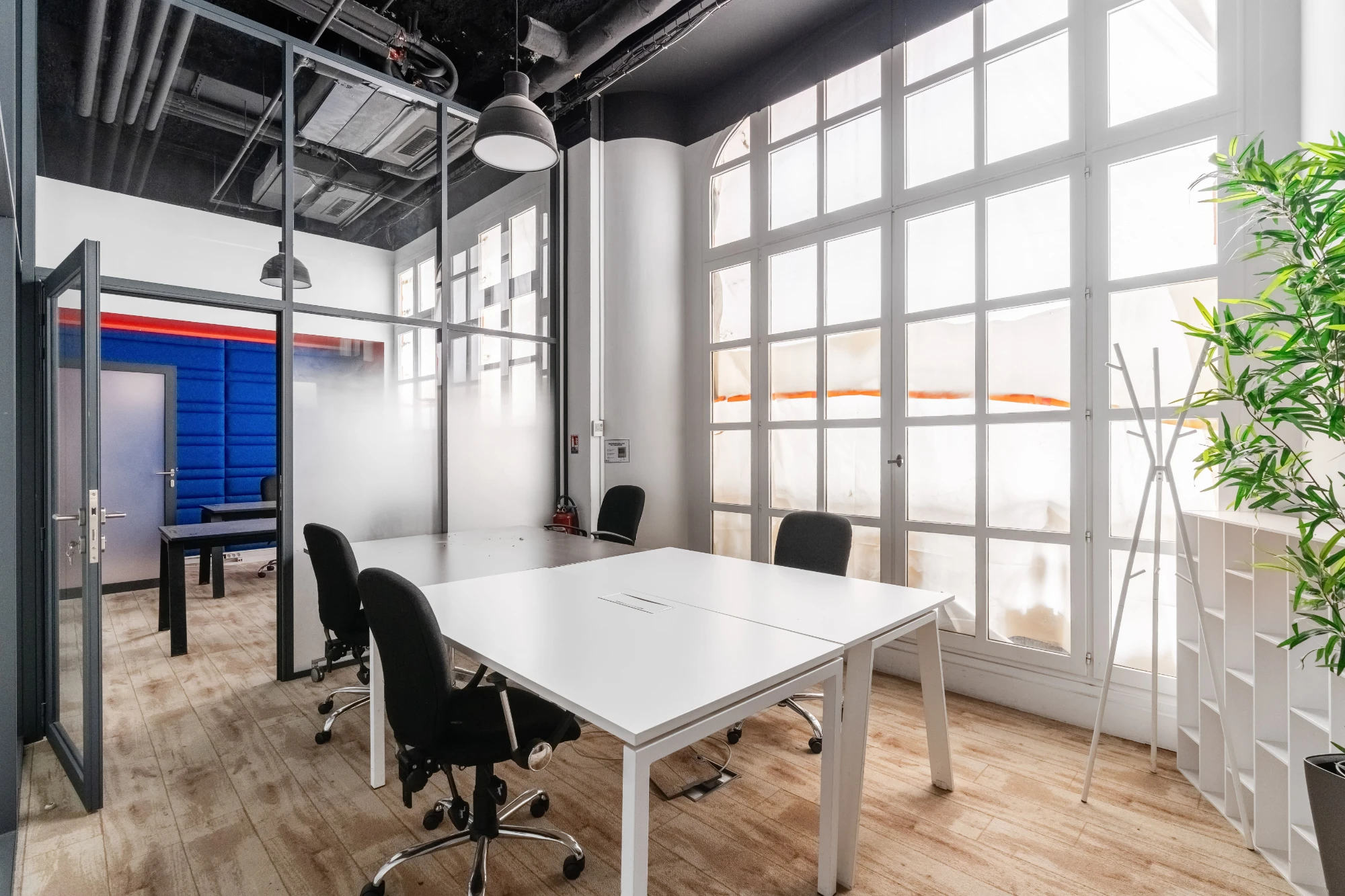 Sora Bassano, Bureau privatif 4 postes, Paris 8e