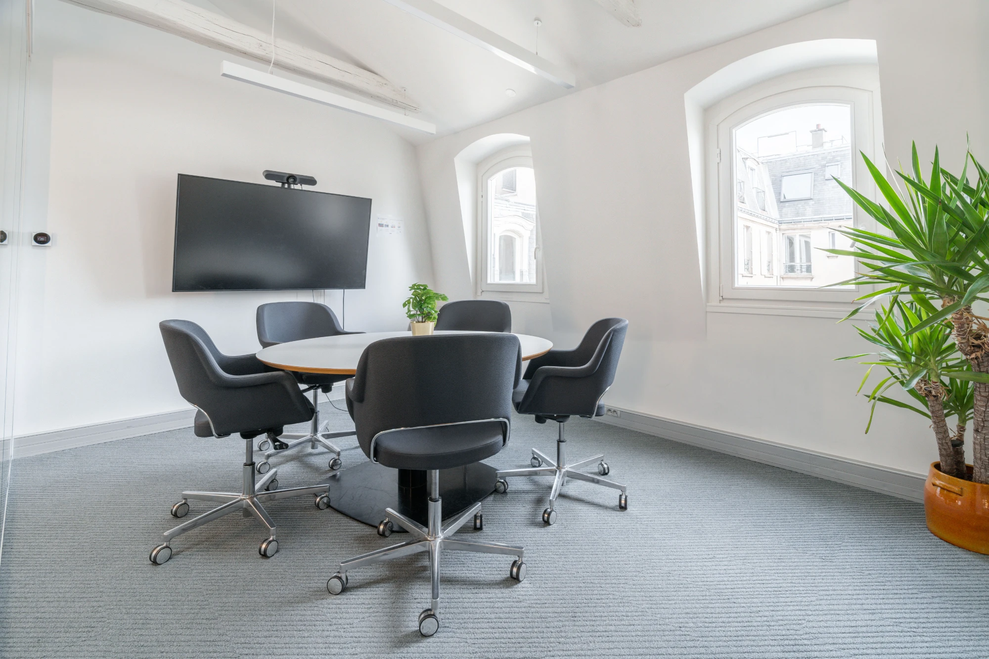 Sora Calais, Meeting room for 5 people, Paris 9e