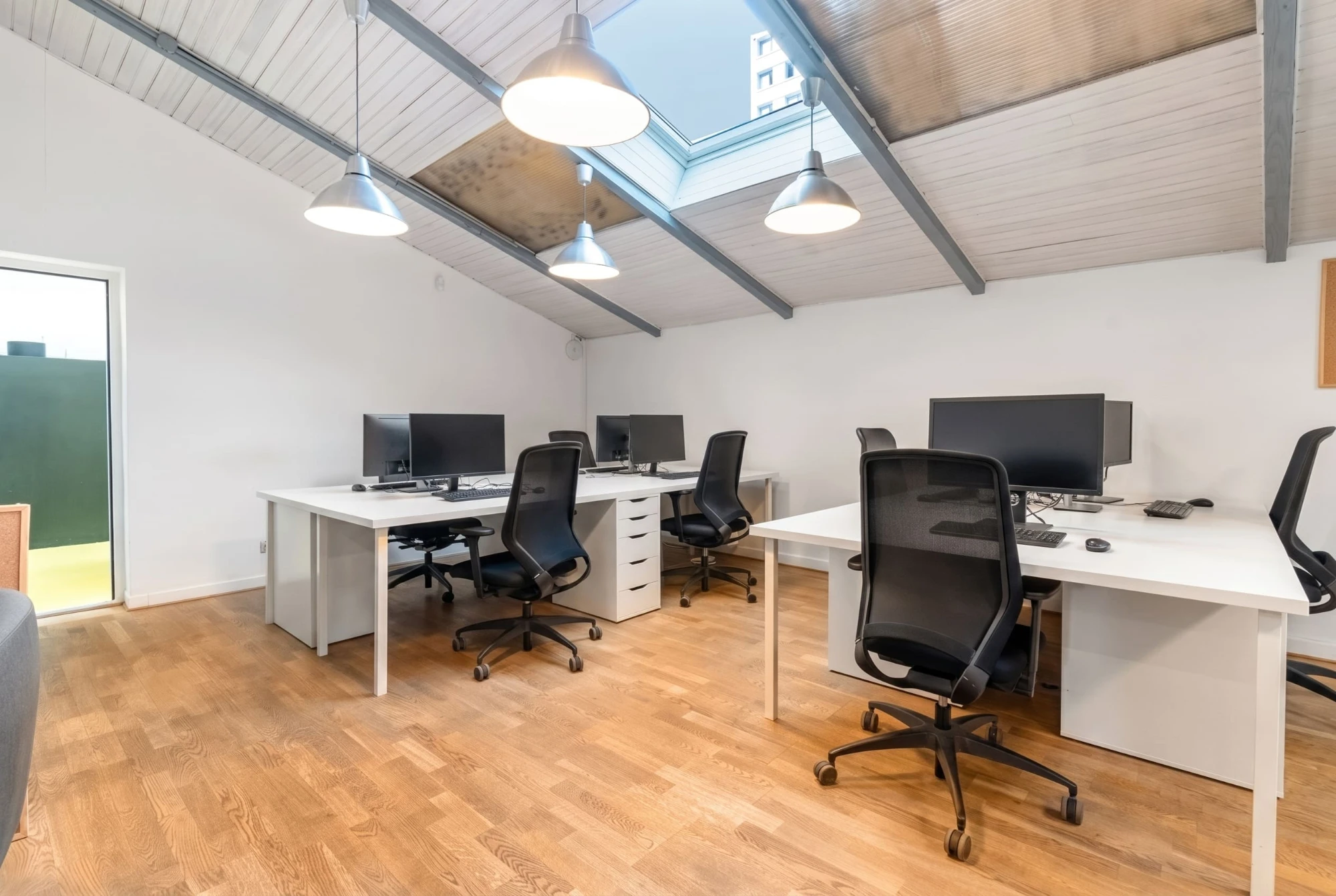 Sora Damia, Bureau privatif 6 postes, Paris 11e