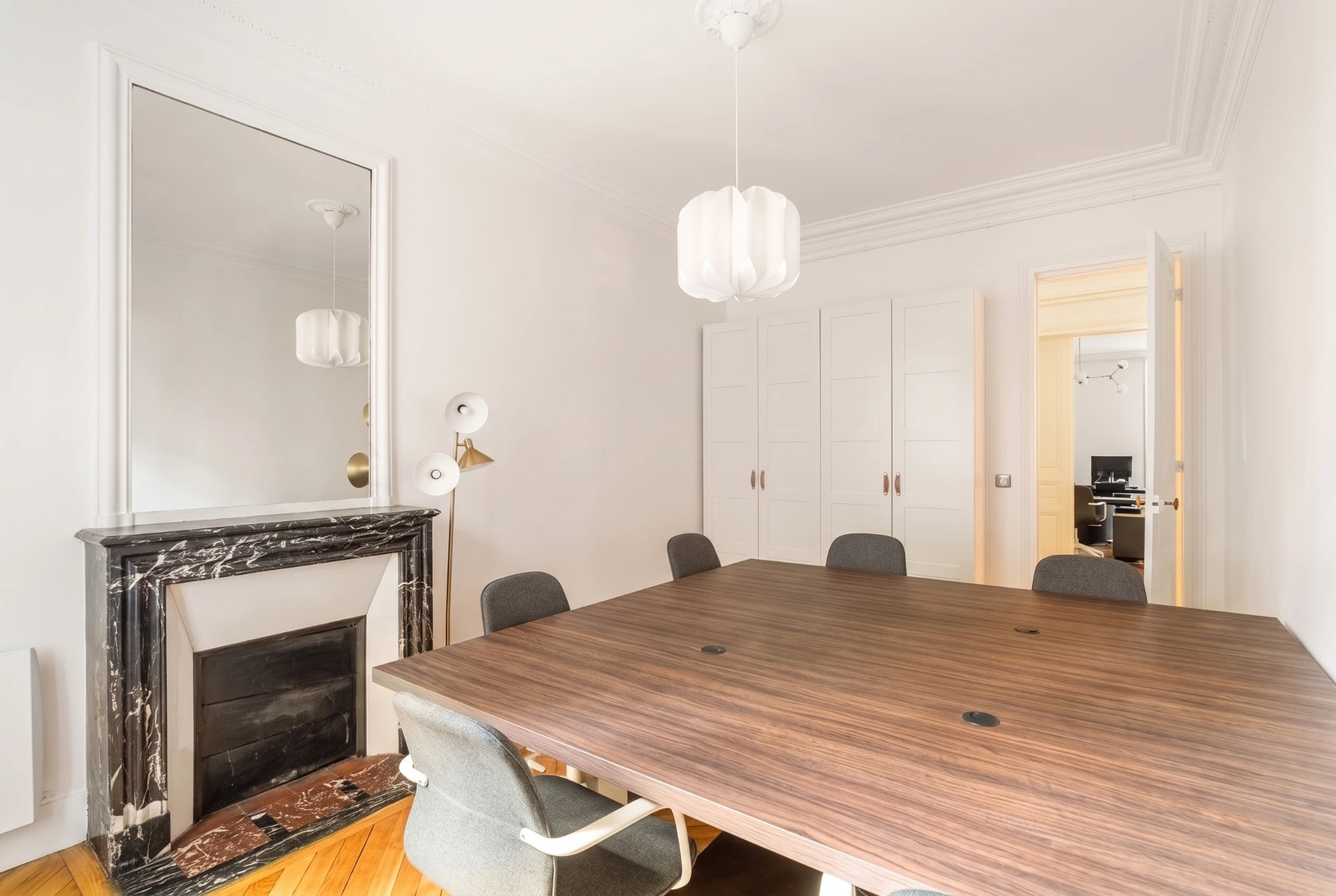 Sora Pereire, Meeting room for 6 people, Paris 17e